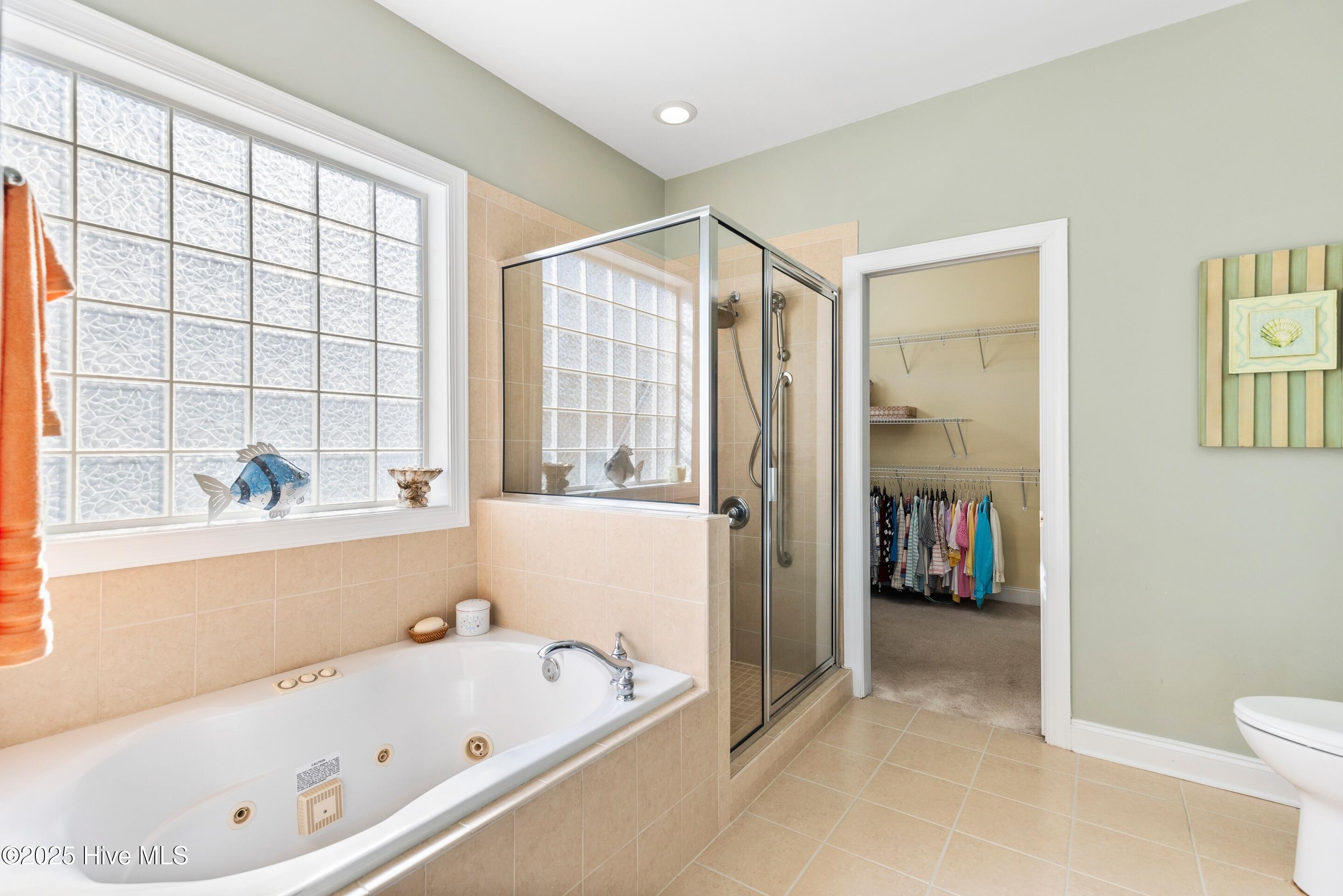 100538376 | Photo 31