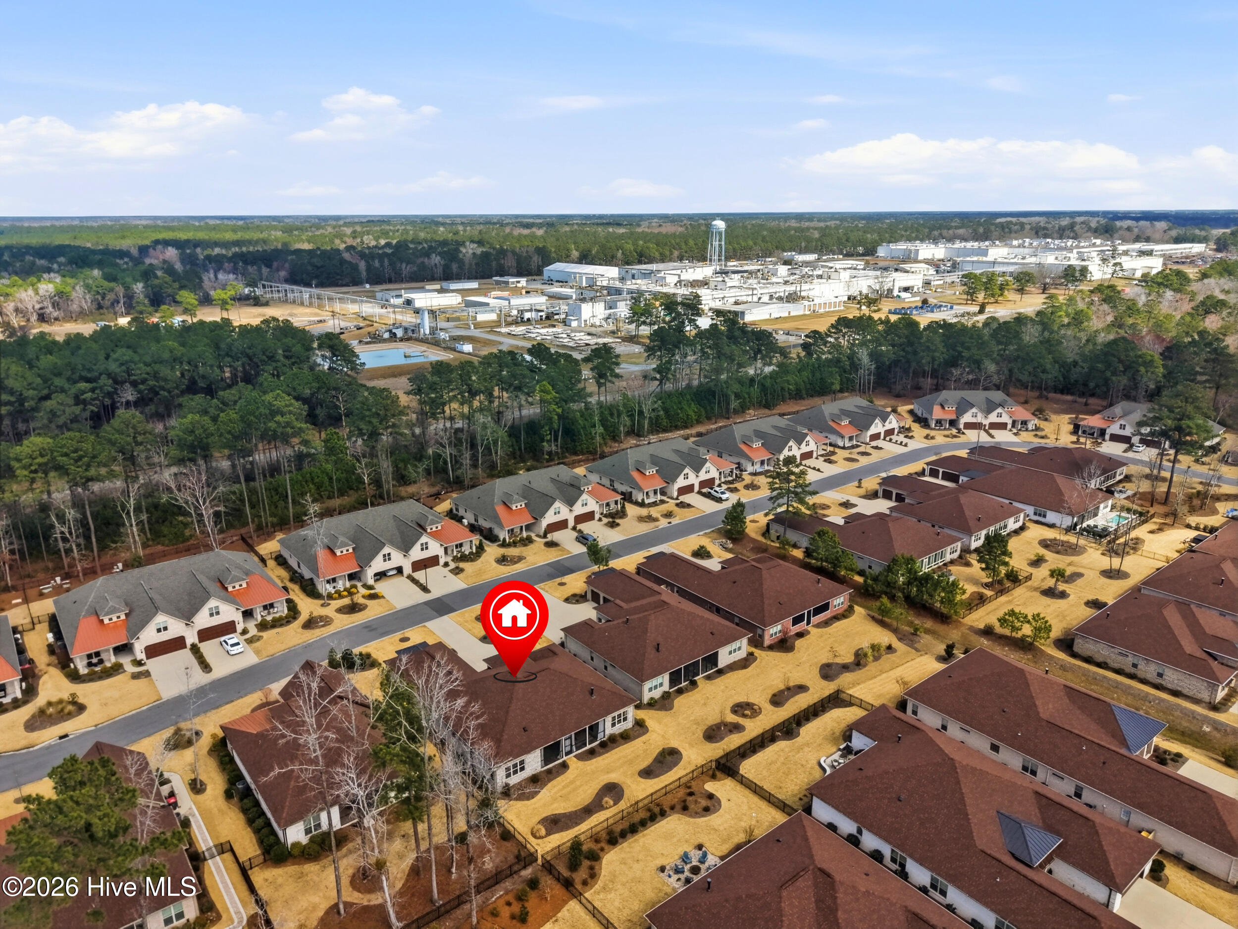 100560979 | Photo 52