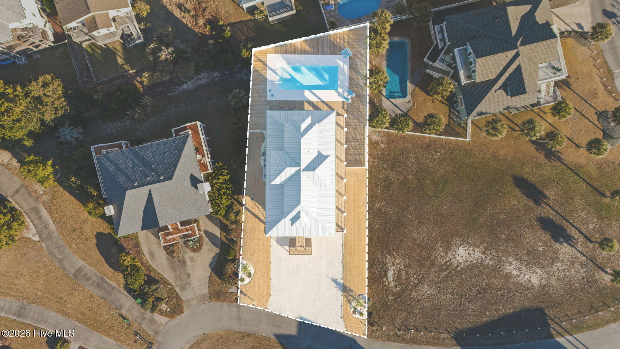 100550371 | Photo 68