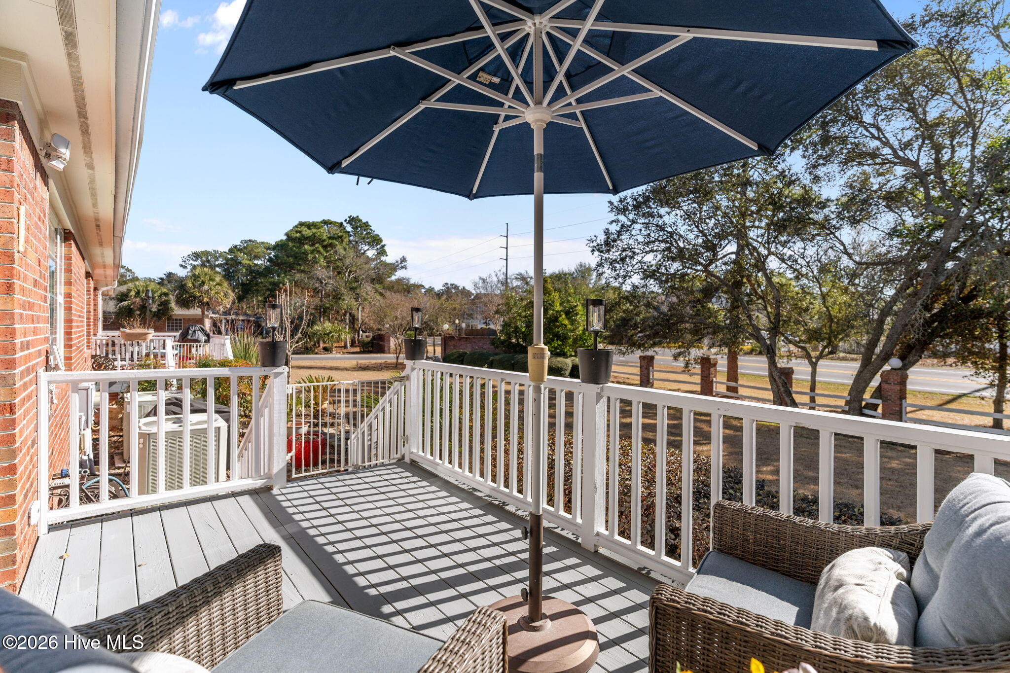 100550707 | Photo 36