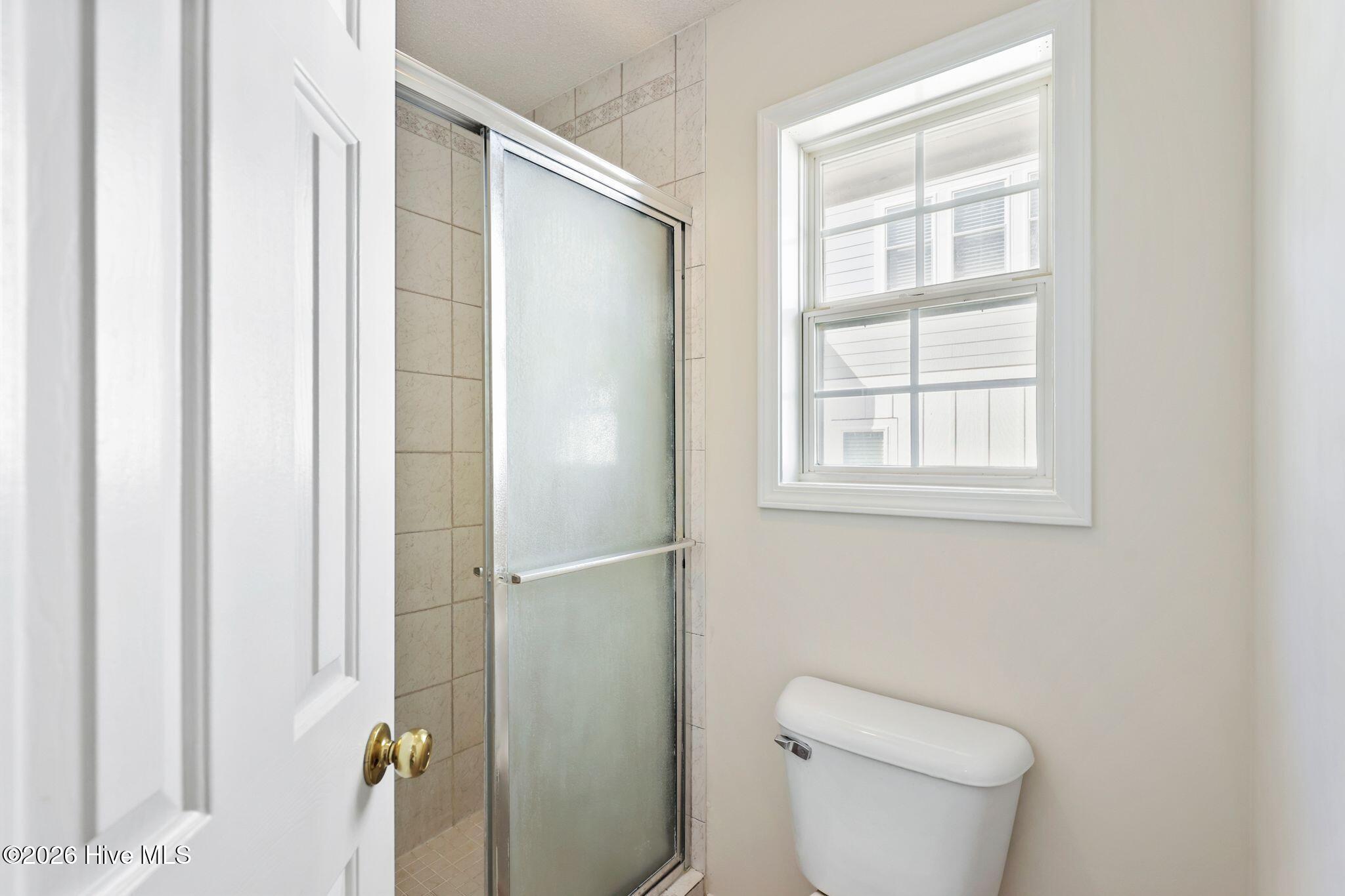 100558031 | Photo 30