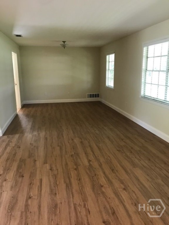 17 Piney Point Road, Savannah, GA 31410 Listing Photo  6