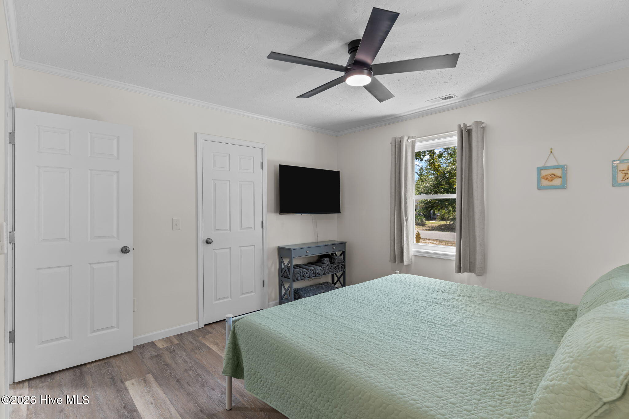 100563030 | Photo 22