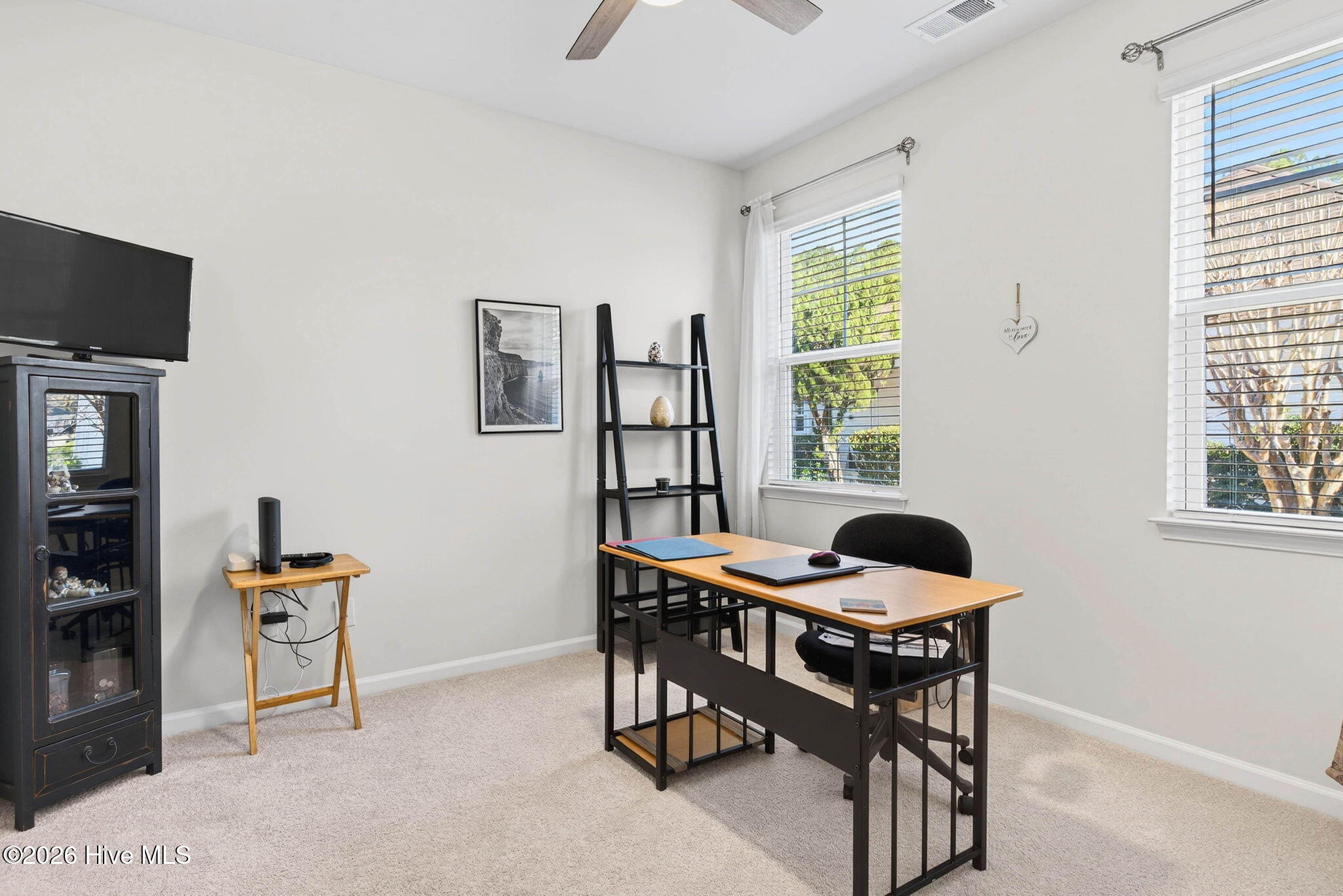 100555418 | Photo 30