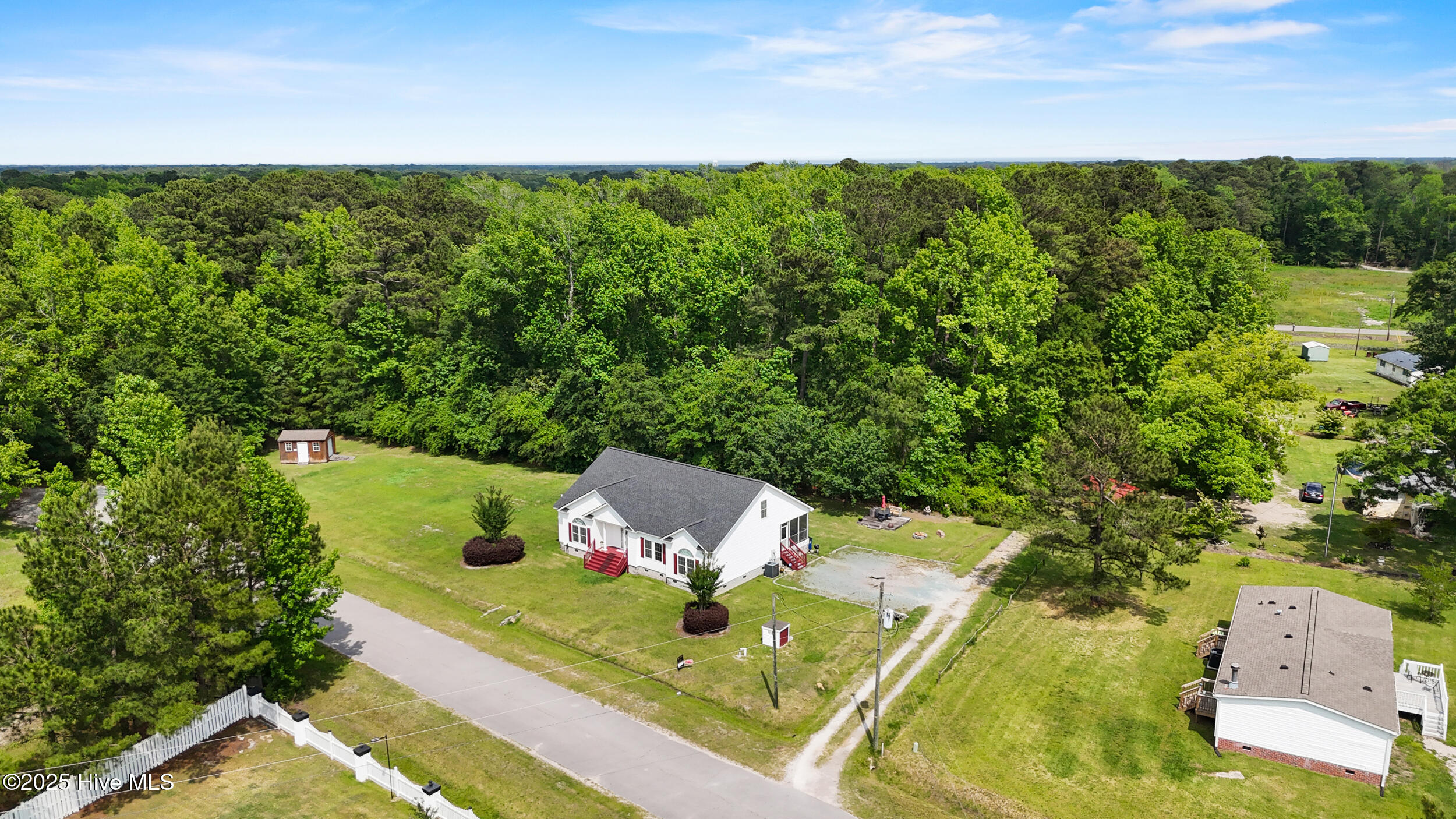 100505236 | Photo 10