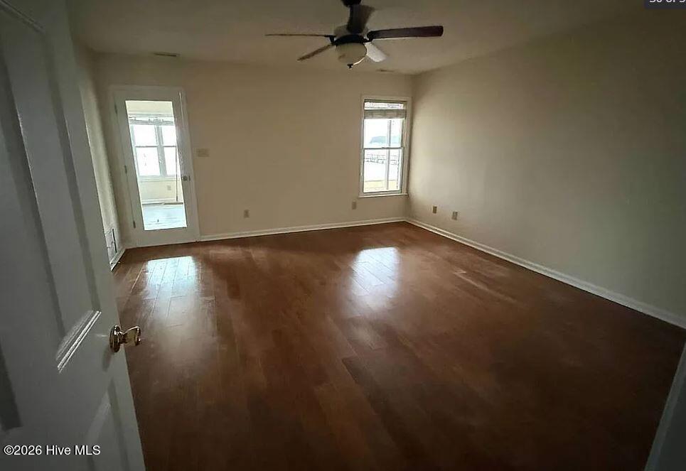 100561136 | Photo 27