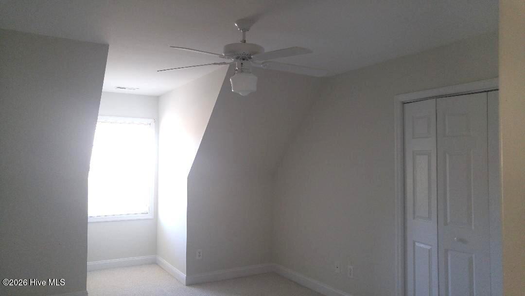 100560491 | Photo 46