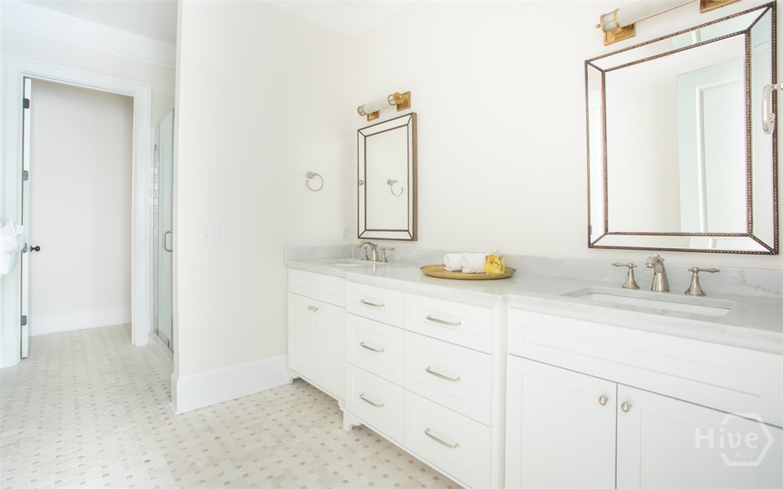 320 E Hall Street, Savannah, GA, 31401