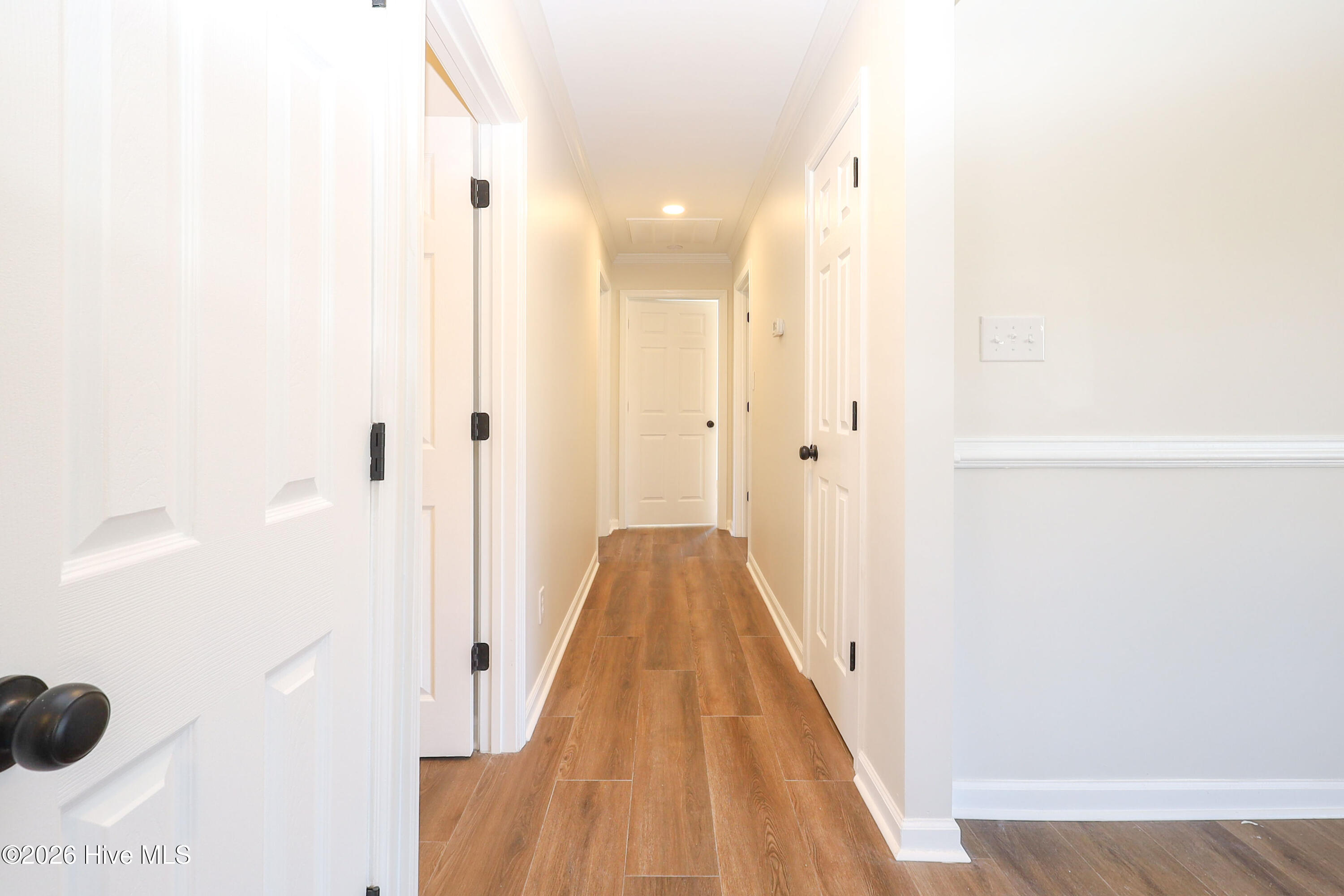 100556838 | Photo 18