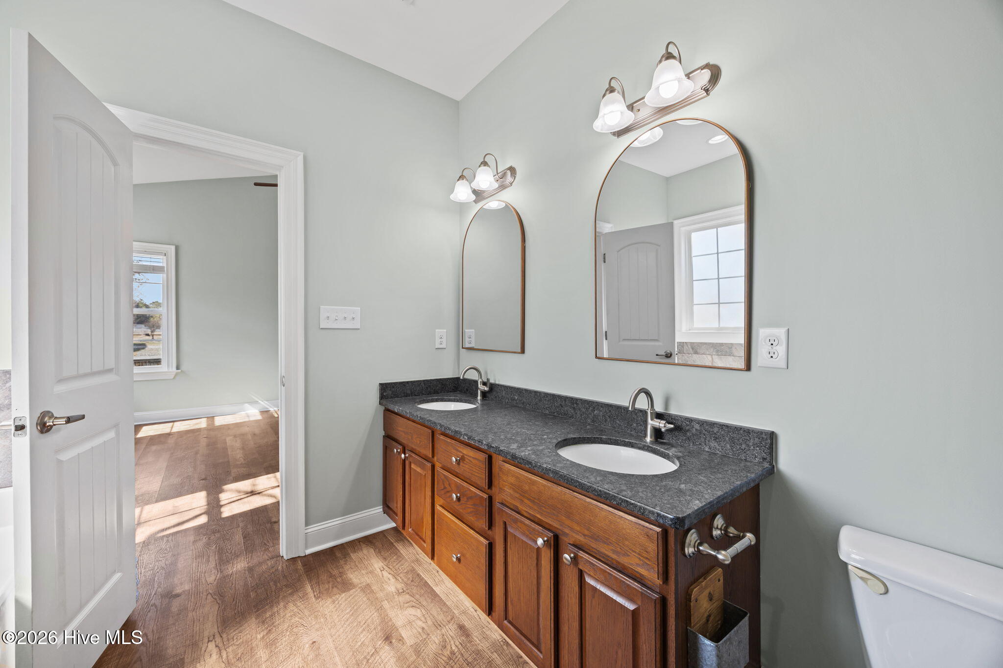 100559497 | Photo 20