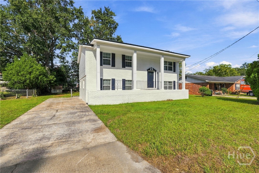 Photo 2 of Single family home for sale at 645 Parker Dr, Hinesville, GA 31313 | MLS# SA365367 | Listing updated on 2026-09-30
