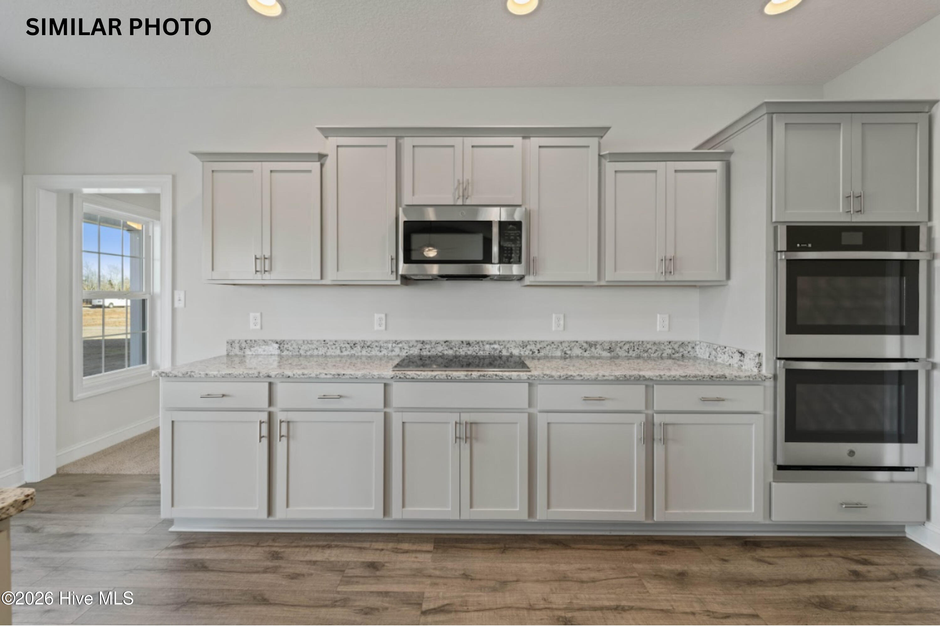 100562018 | Photo 20