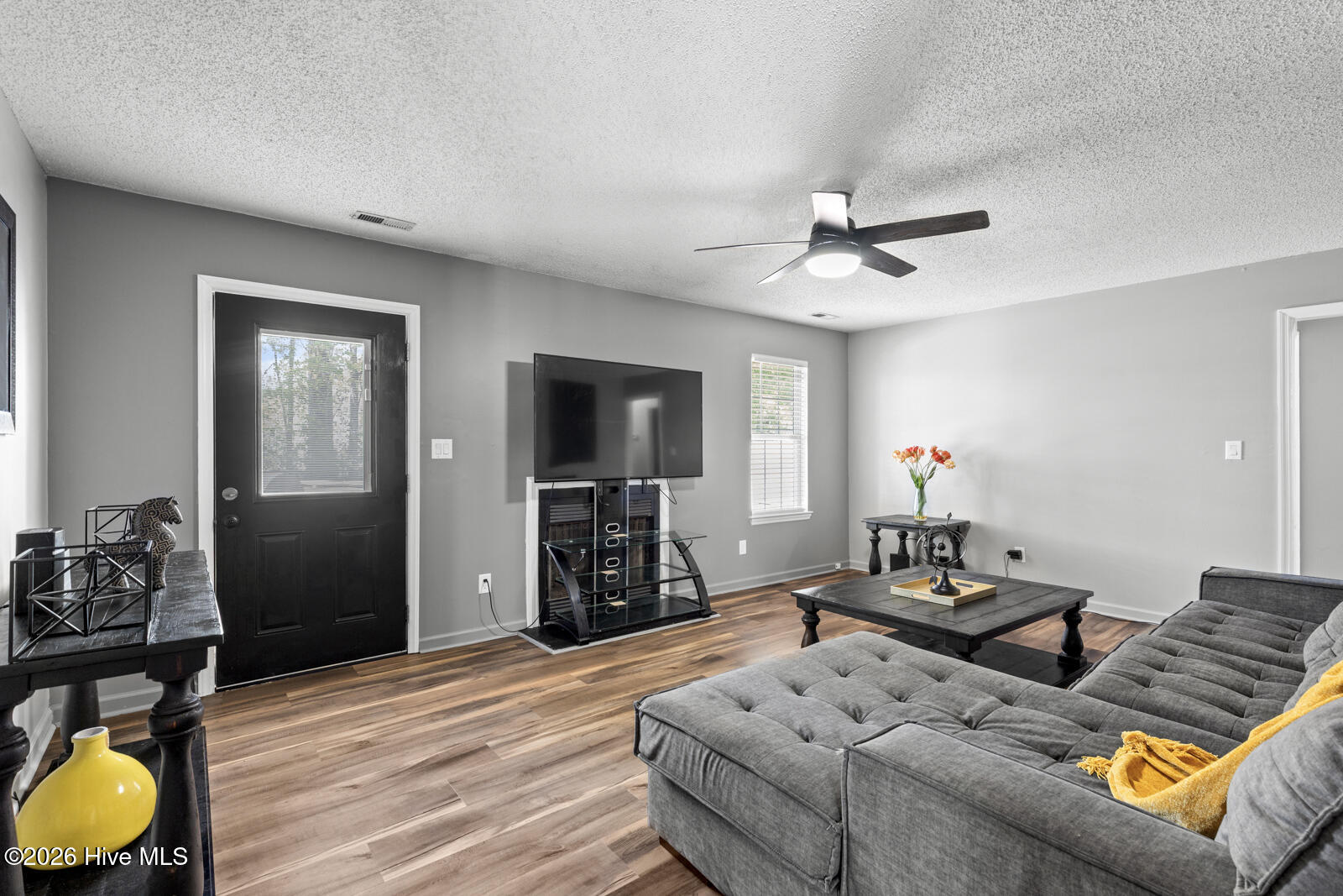 100568901 | Photo 17