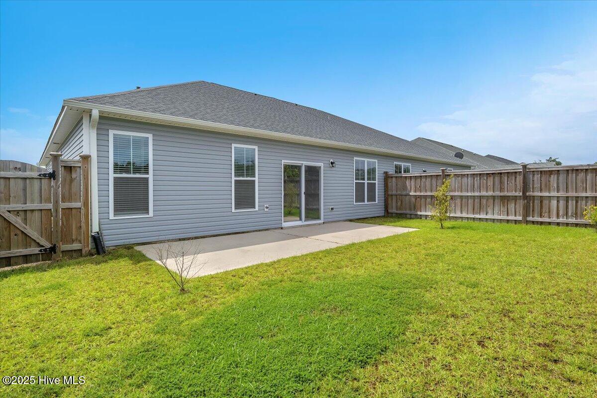 100527070 | Photo 28