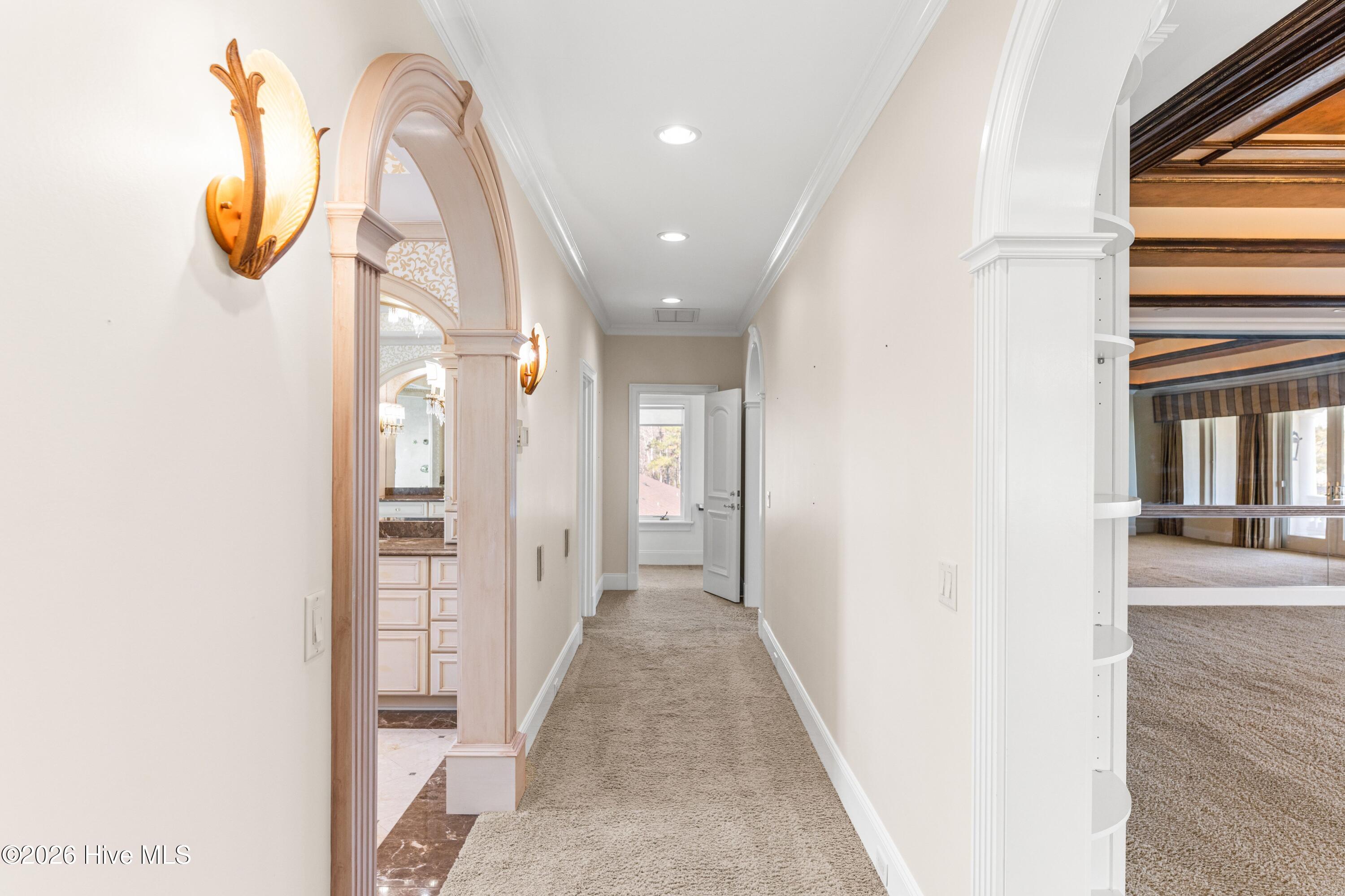 100557099 | Photo 27