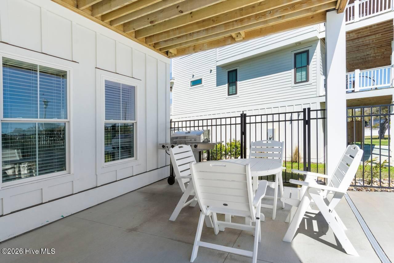109 Ocean Bluff Drive,Indian Beach