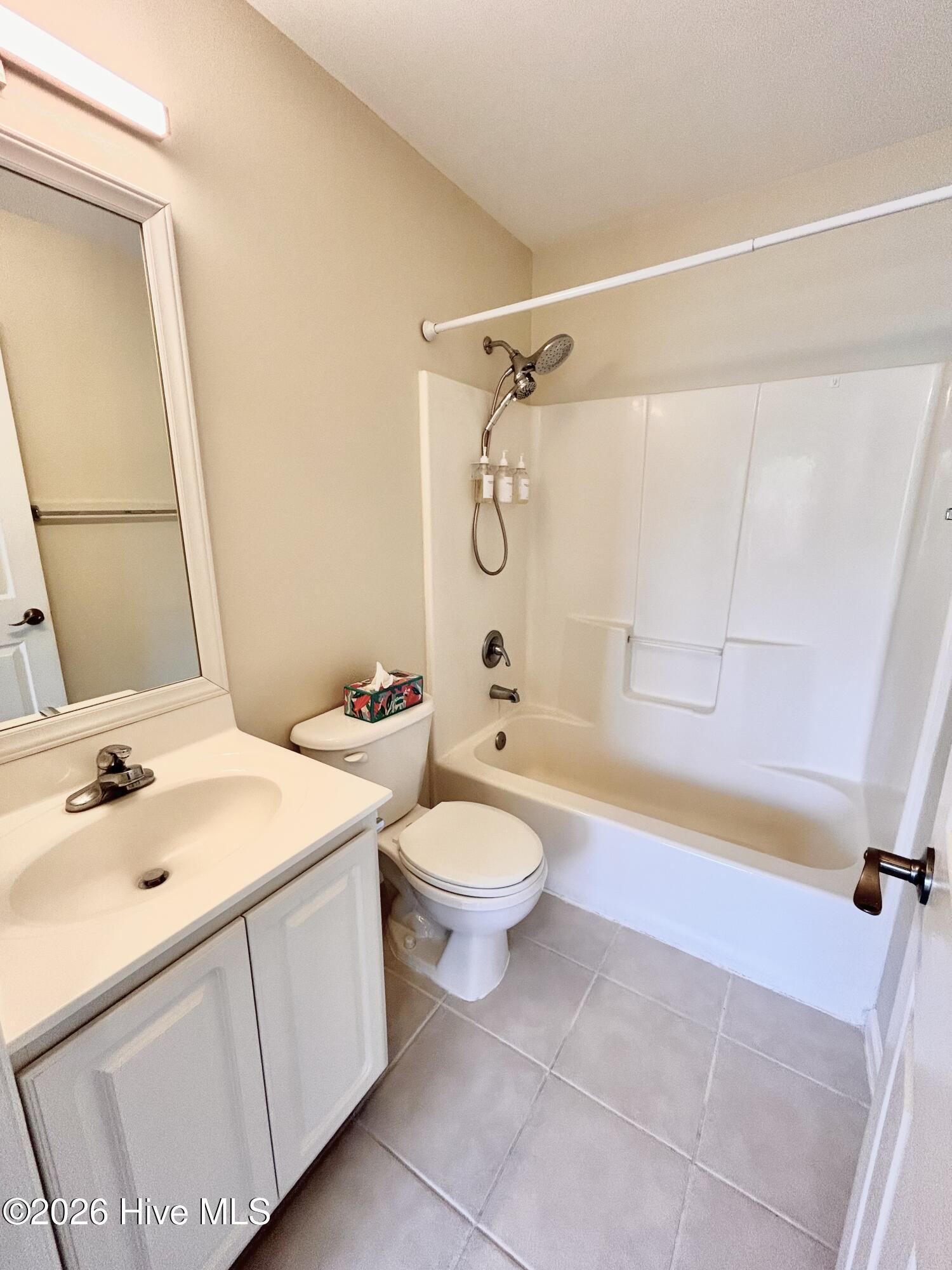 100564341 | Photo 36