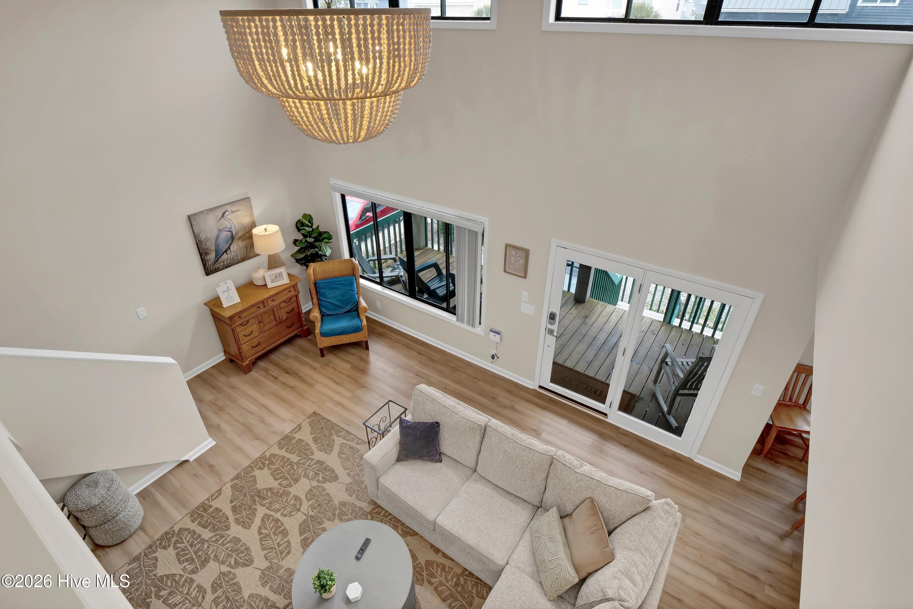 100556250 | Photo 18