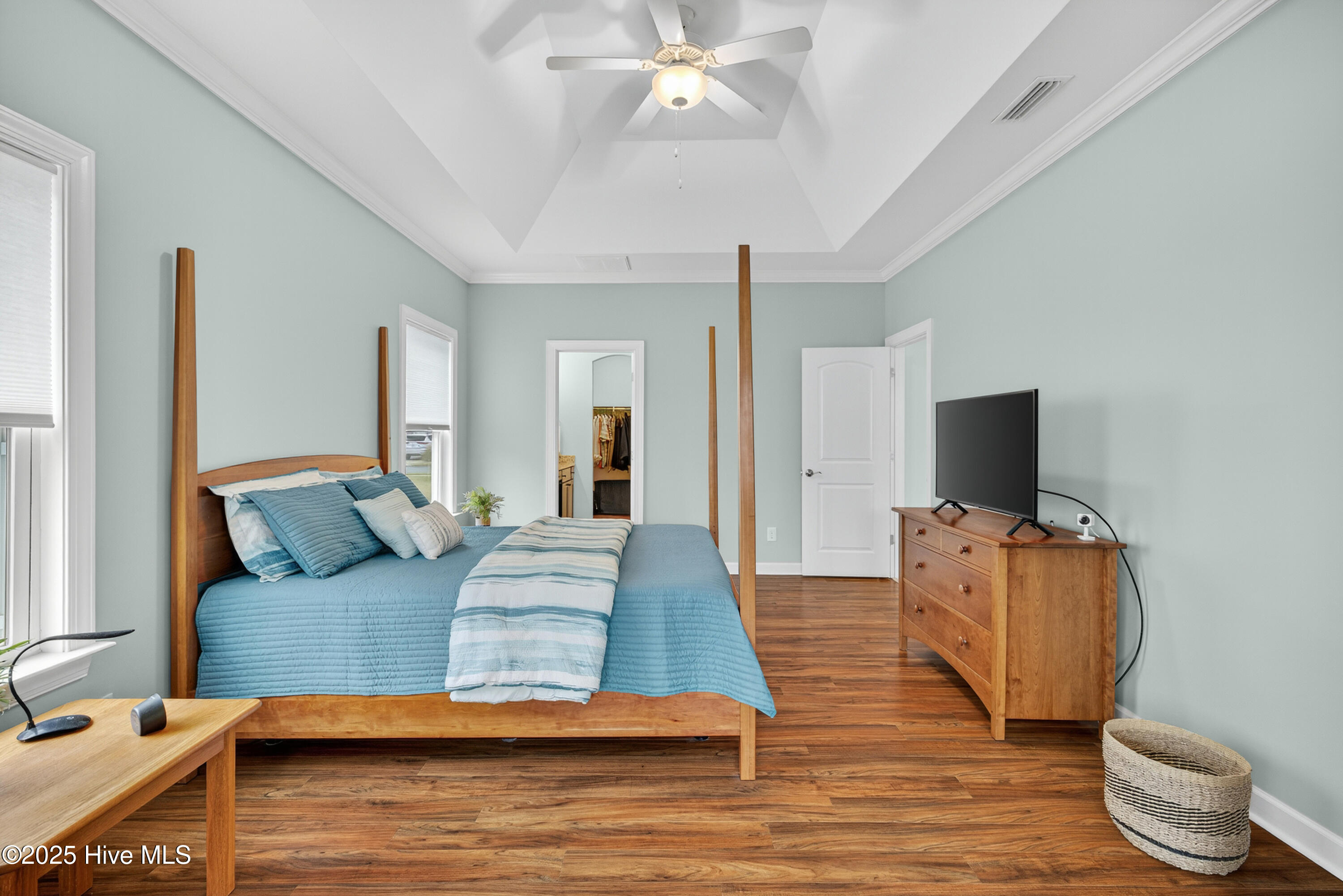 100537739 | Photo 20