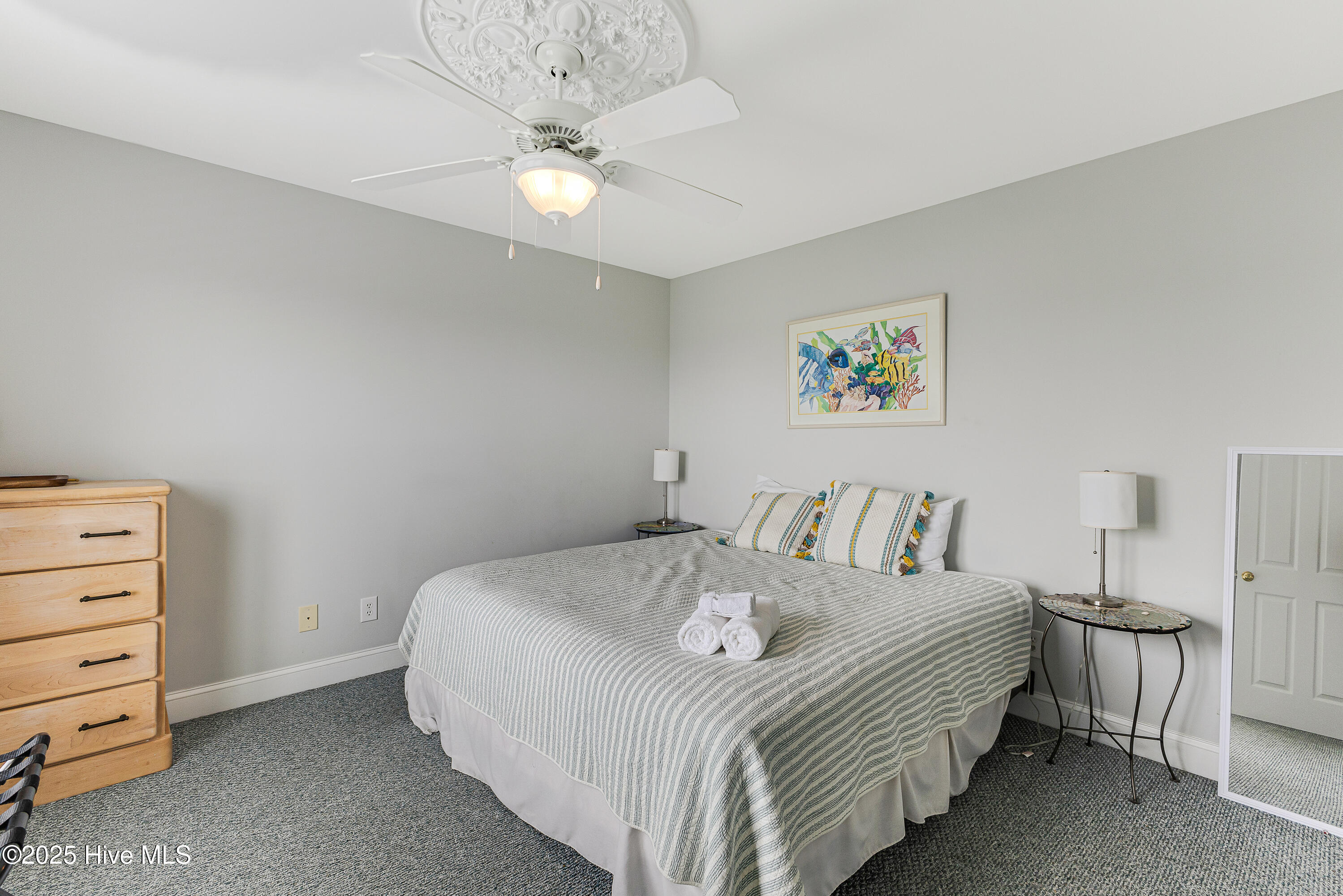 100514949 | Photo 23