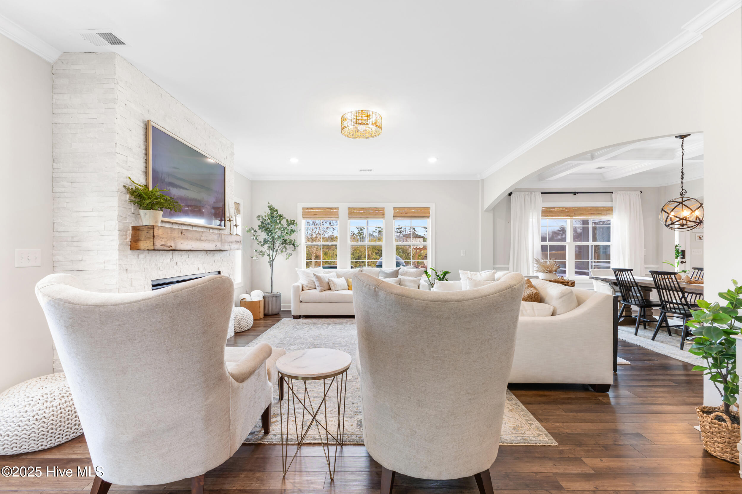 100546095 | Photo 18