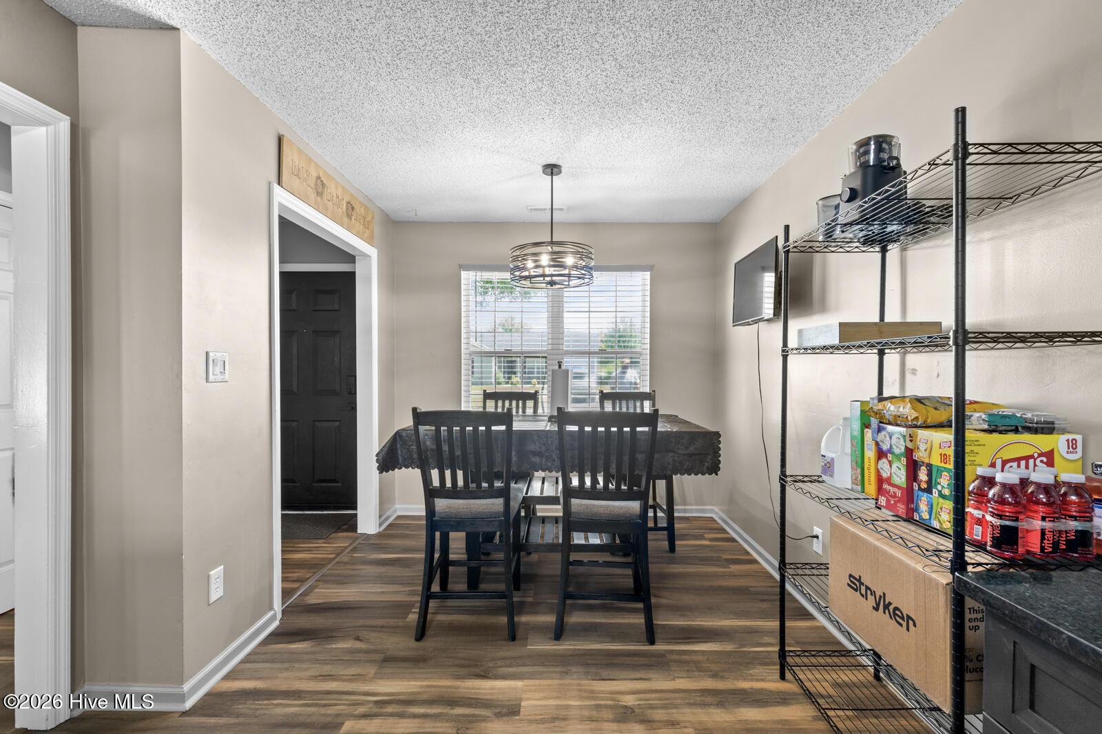 100568901 | Photo 13