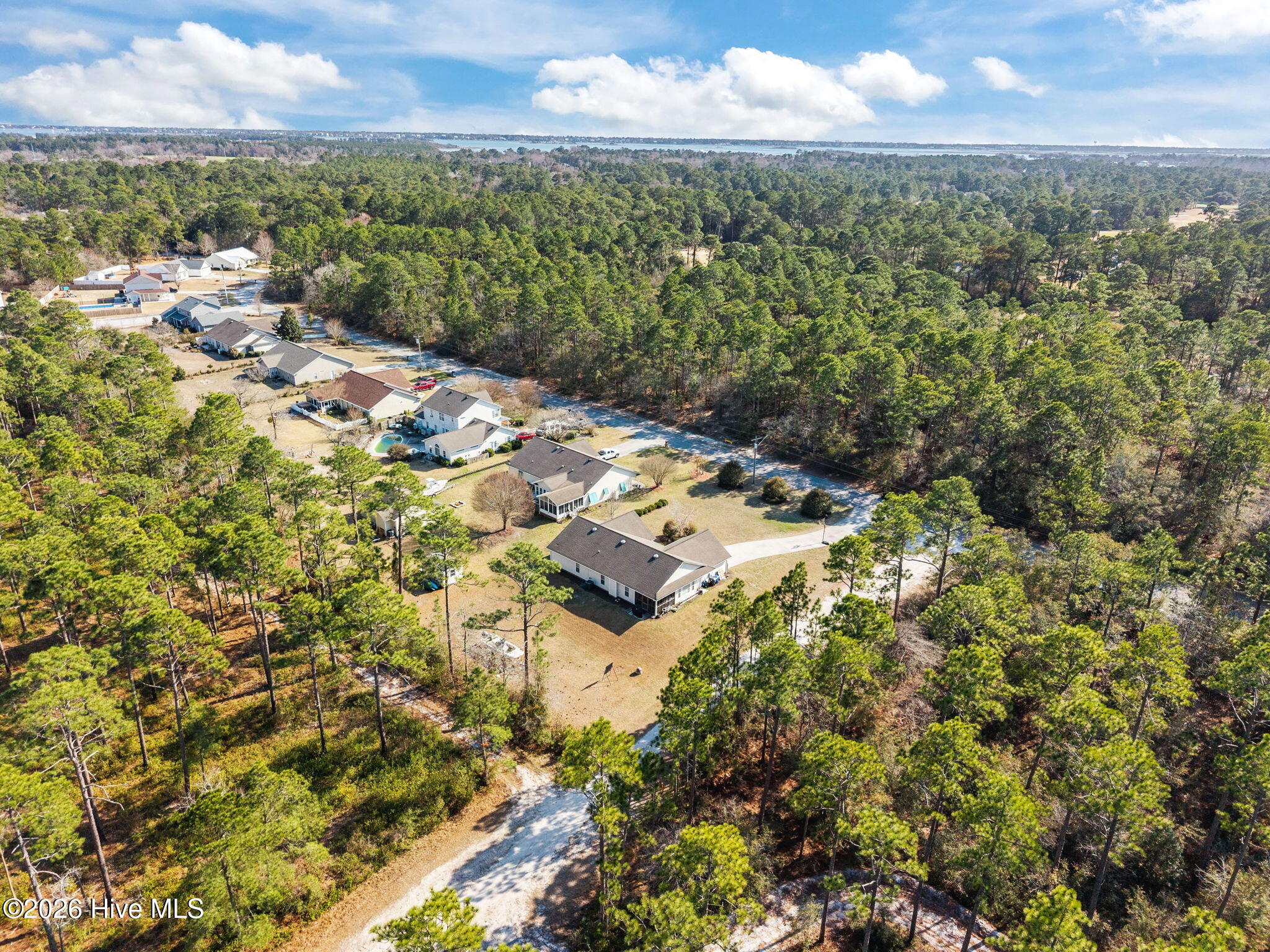 100559143 | Photo 39