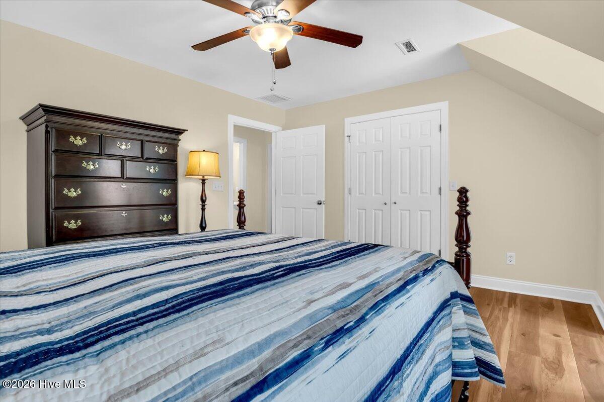 100567087 | Photo 67