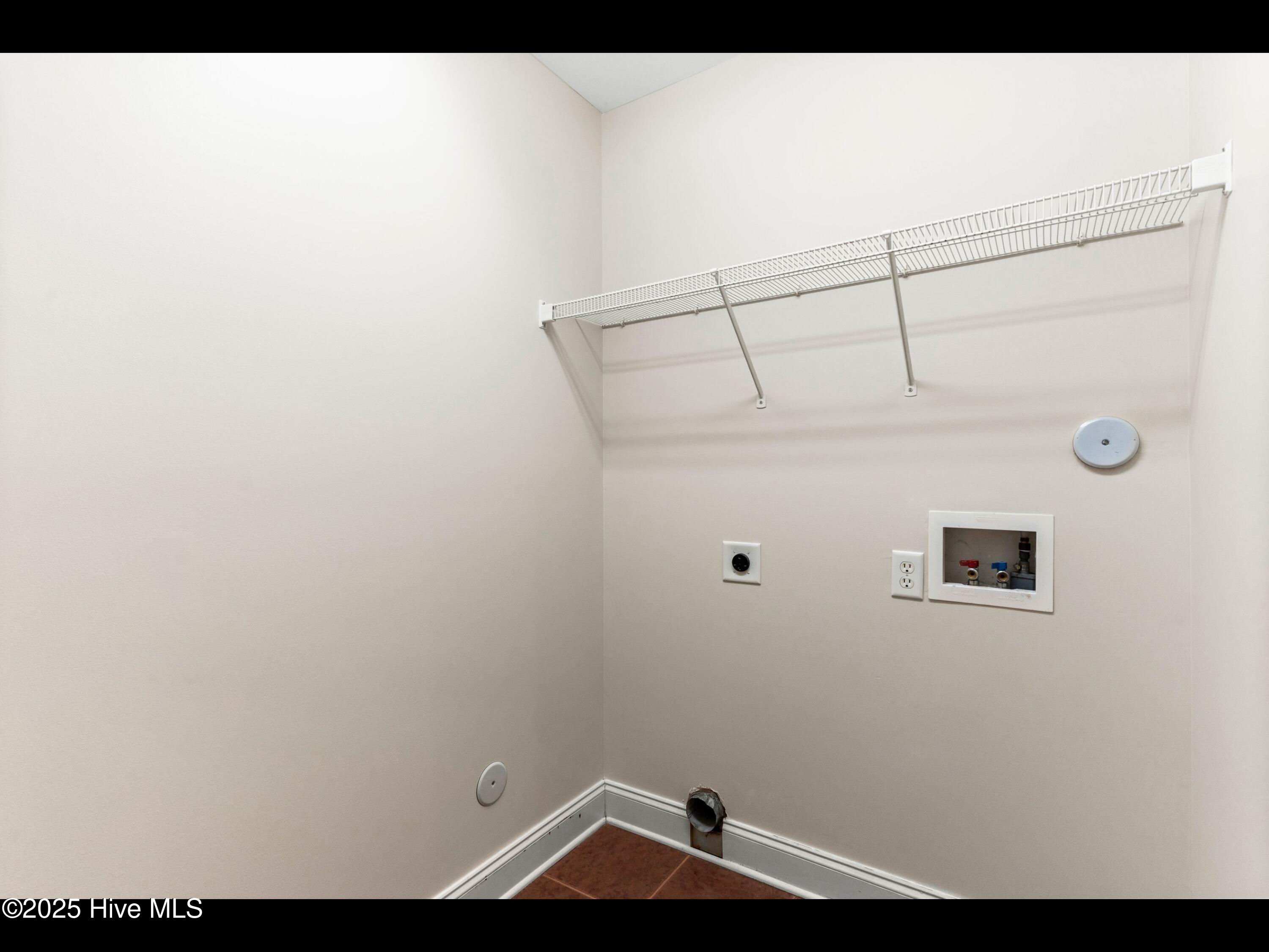 100509551 | Photo 31