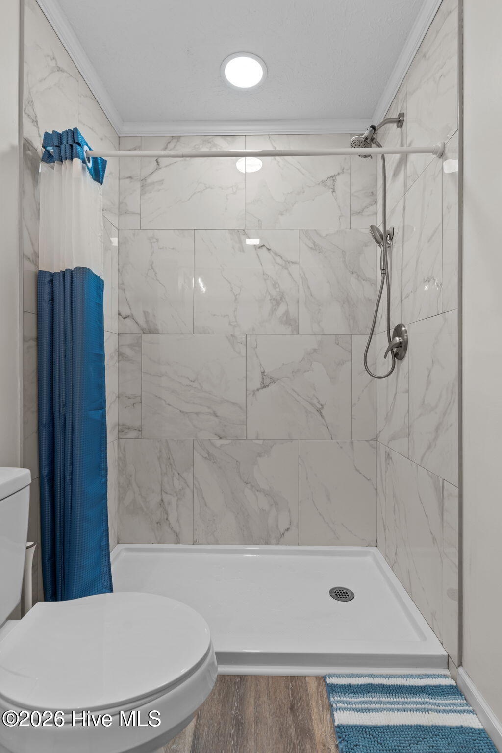 100563030 | Photo 26