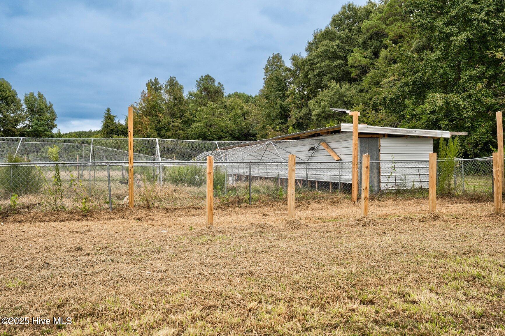 Chicken Coop/Run