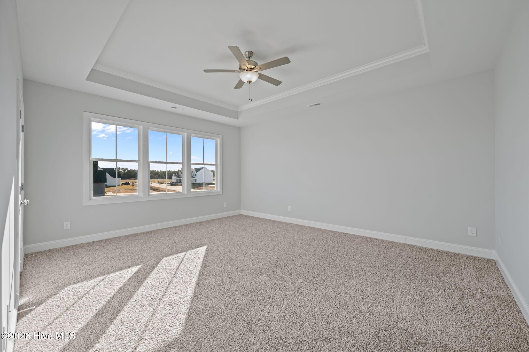 100566681 | Photo 36