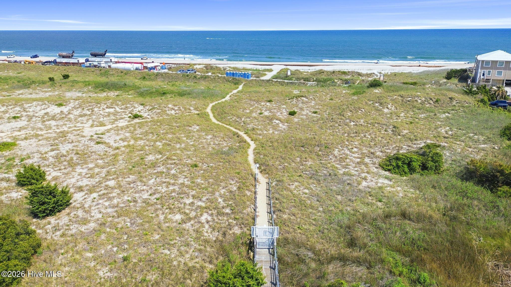 100567622 | Photo 42