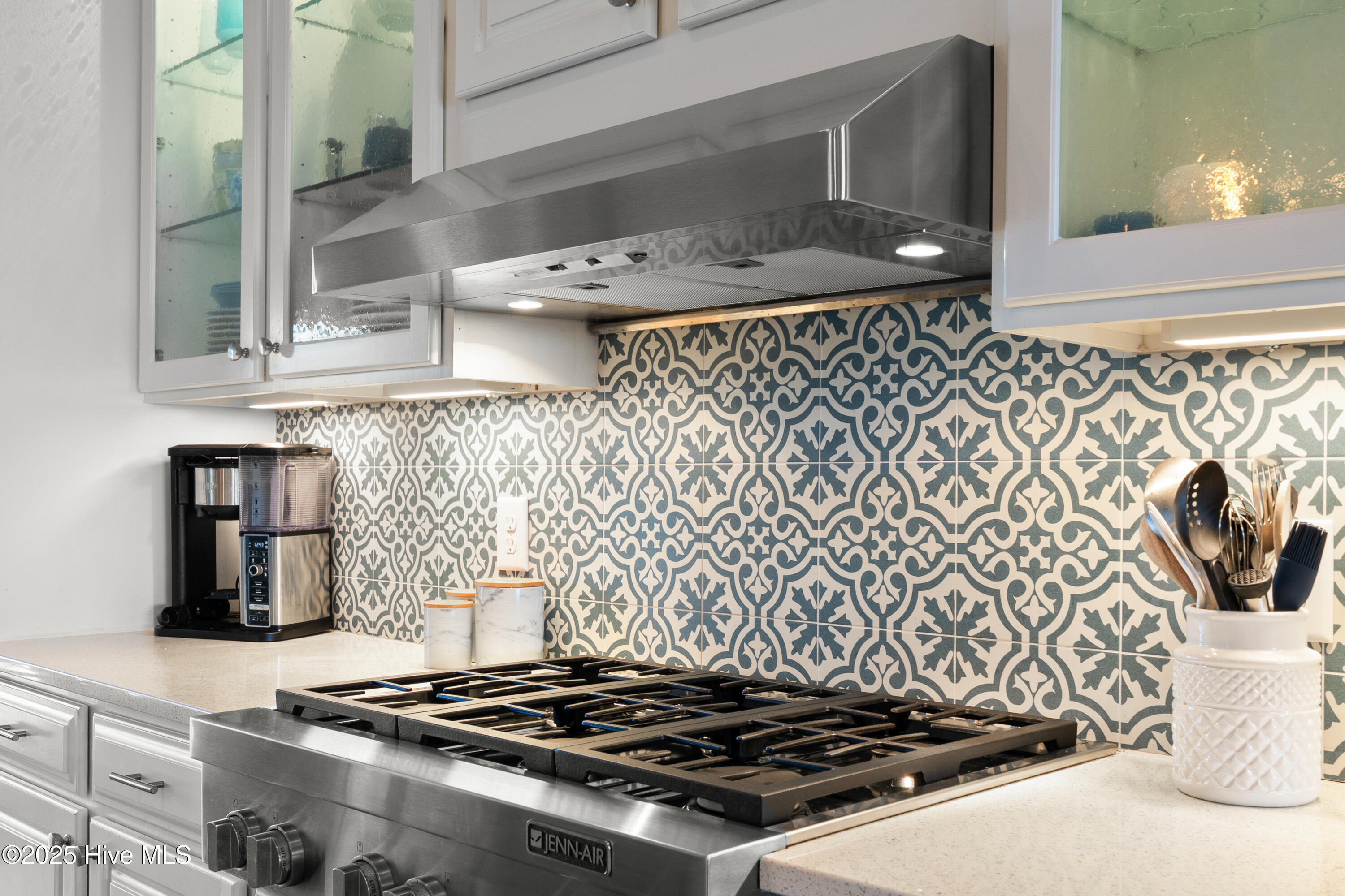 100541249 | Photo 43