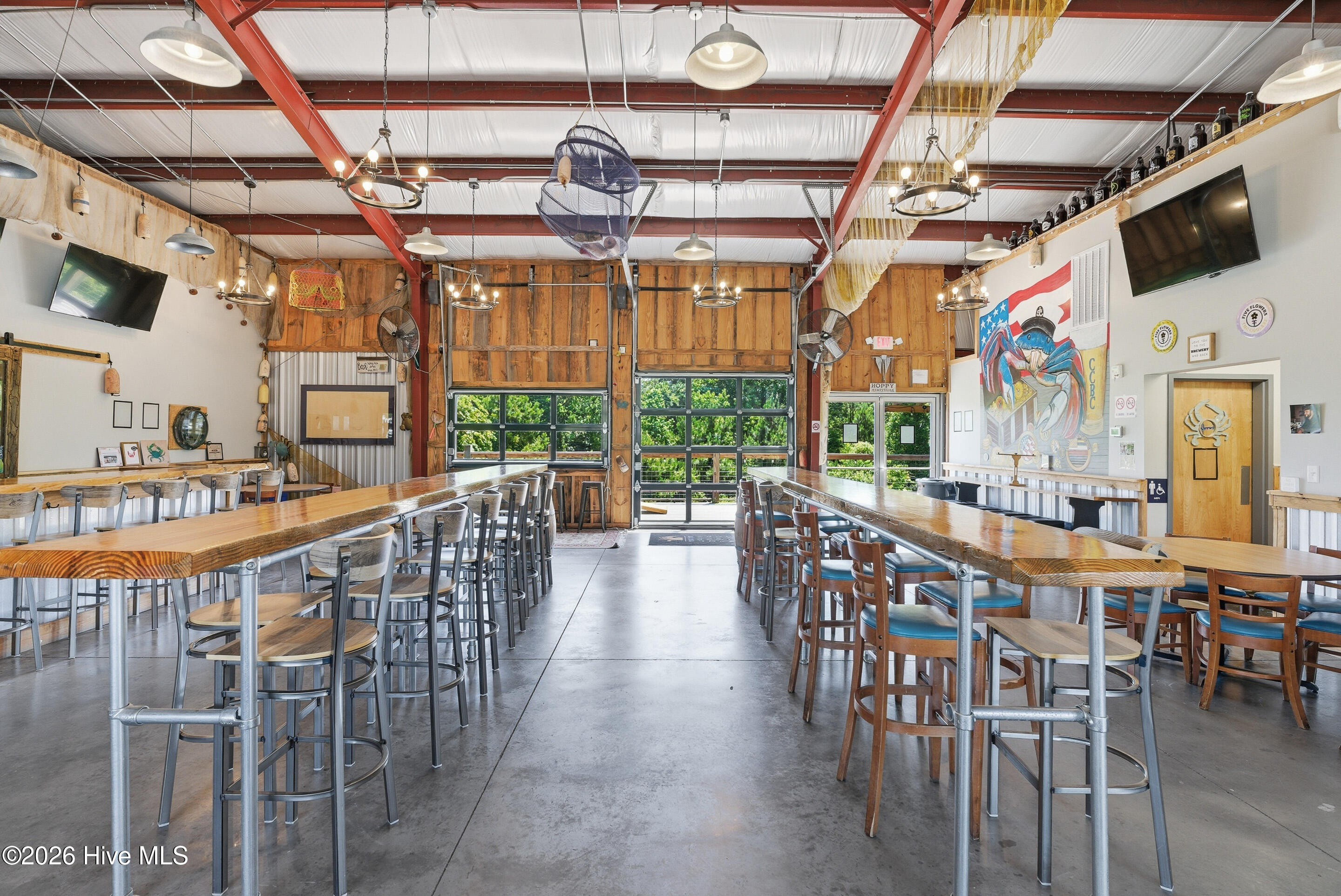 100579947 | Photo 20