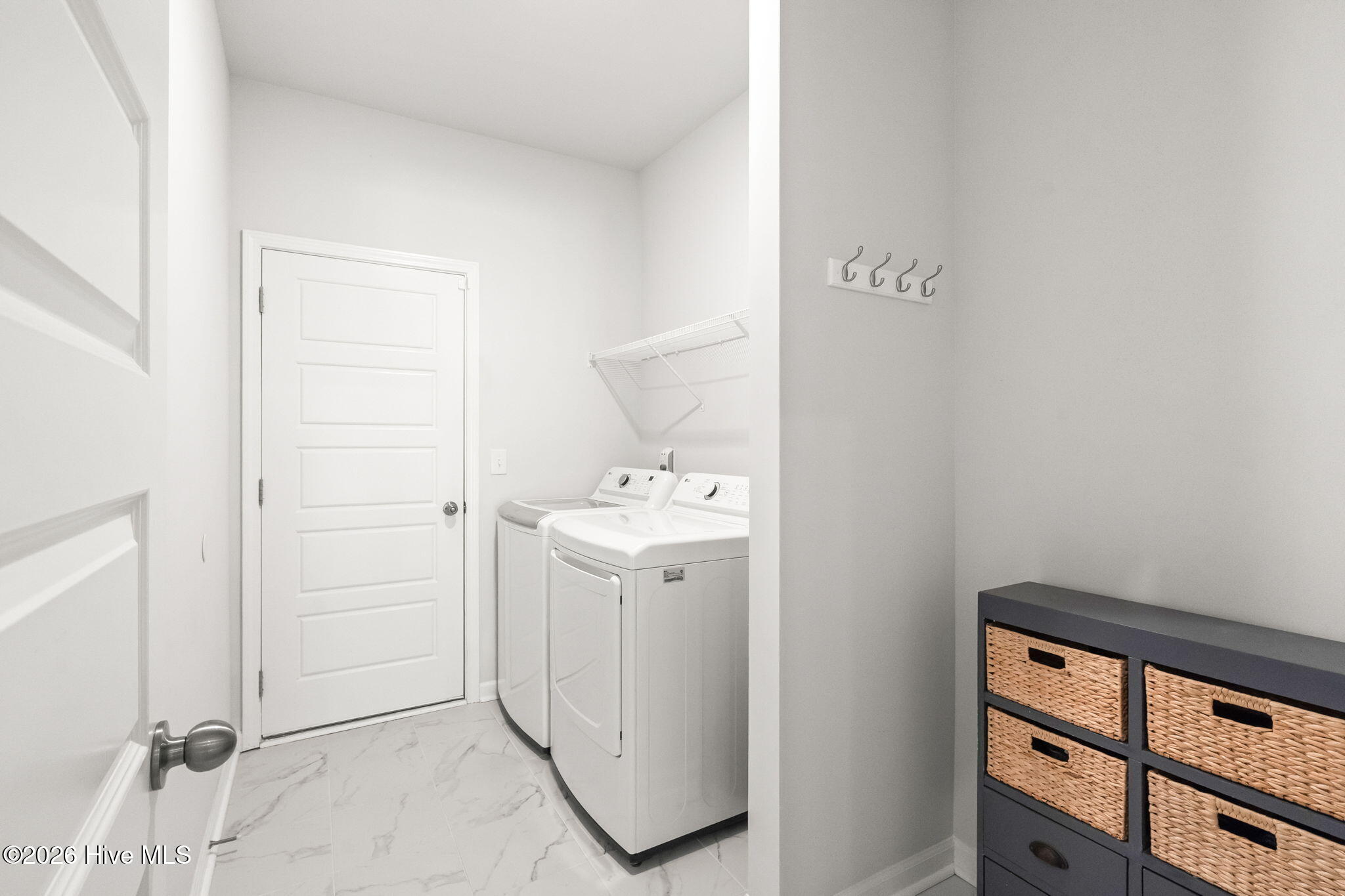 100552954 | Photo 35