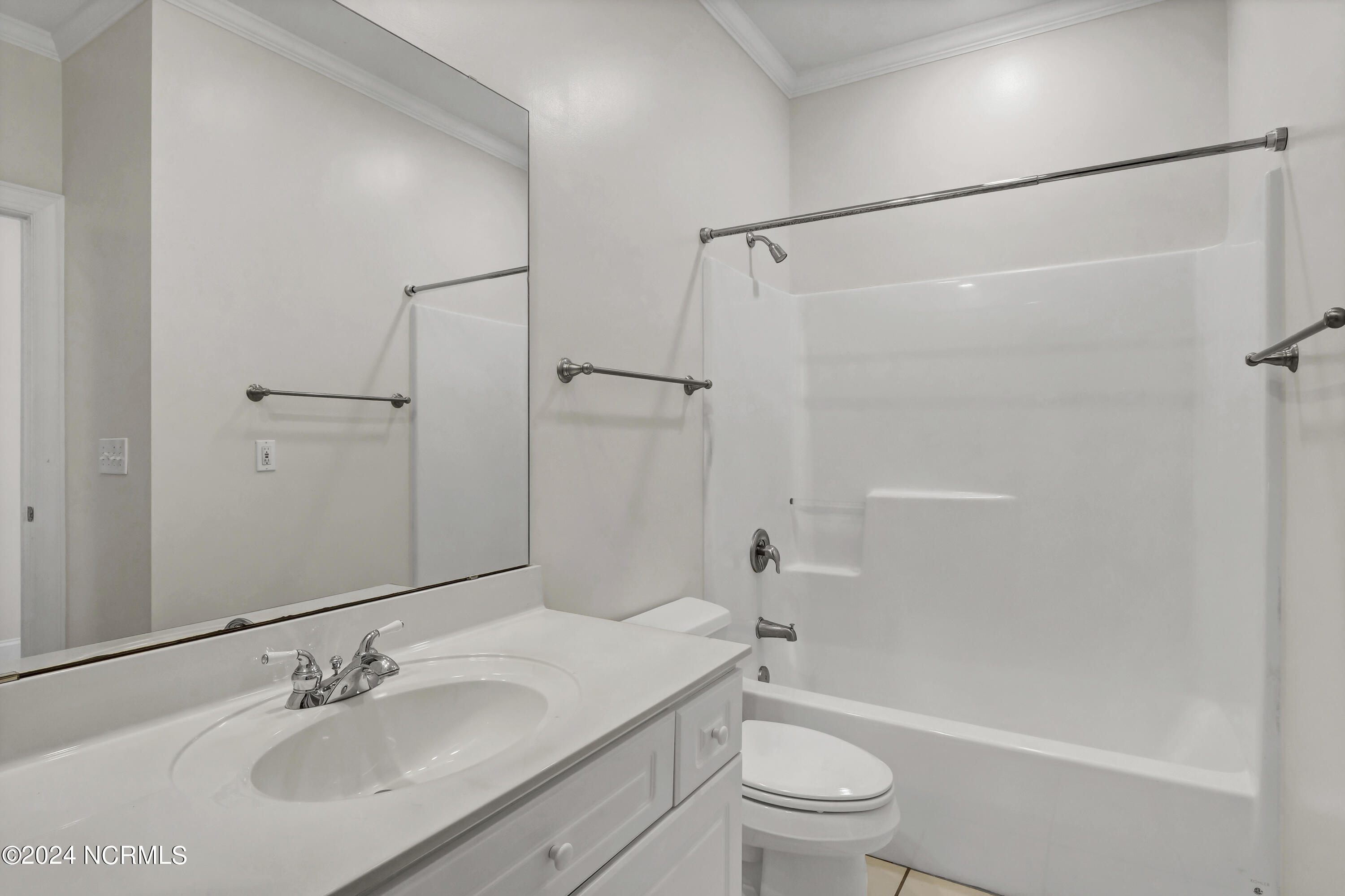 100544215 | Photo 21