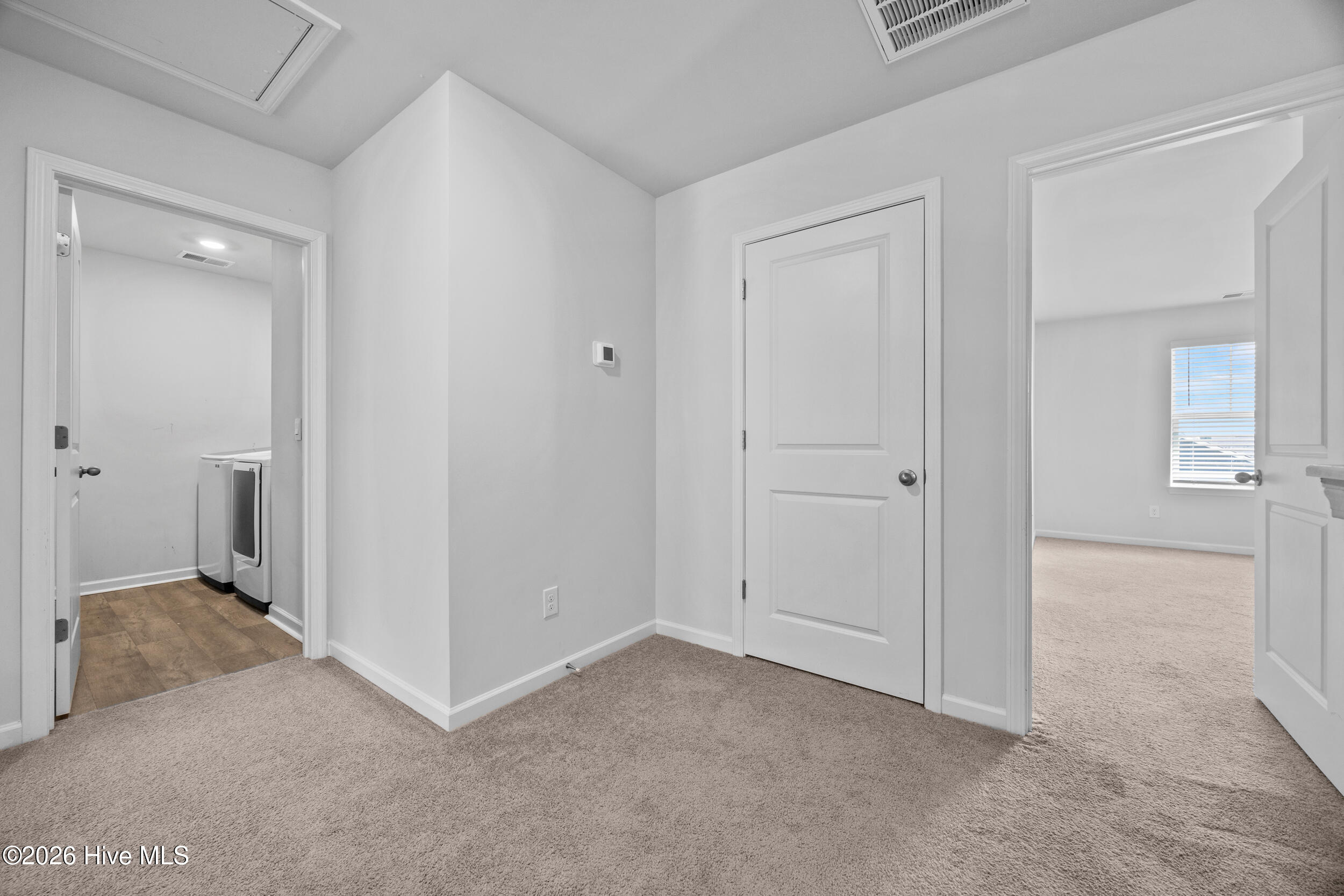 100556435 | Photo 20