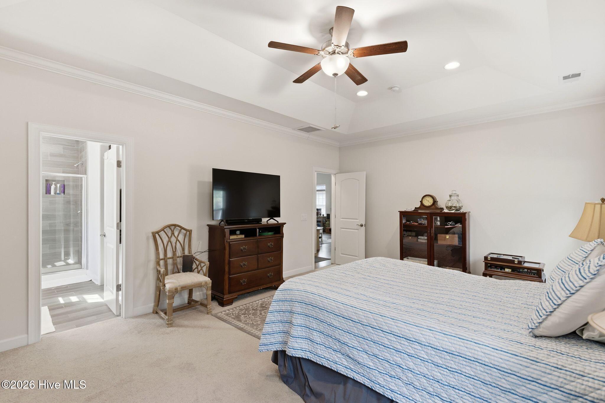 100558681 | Photo 21