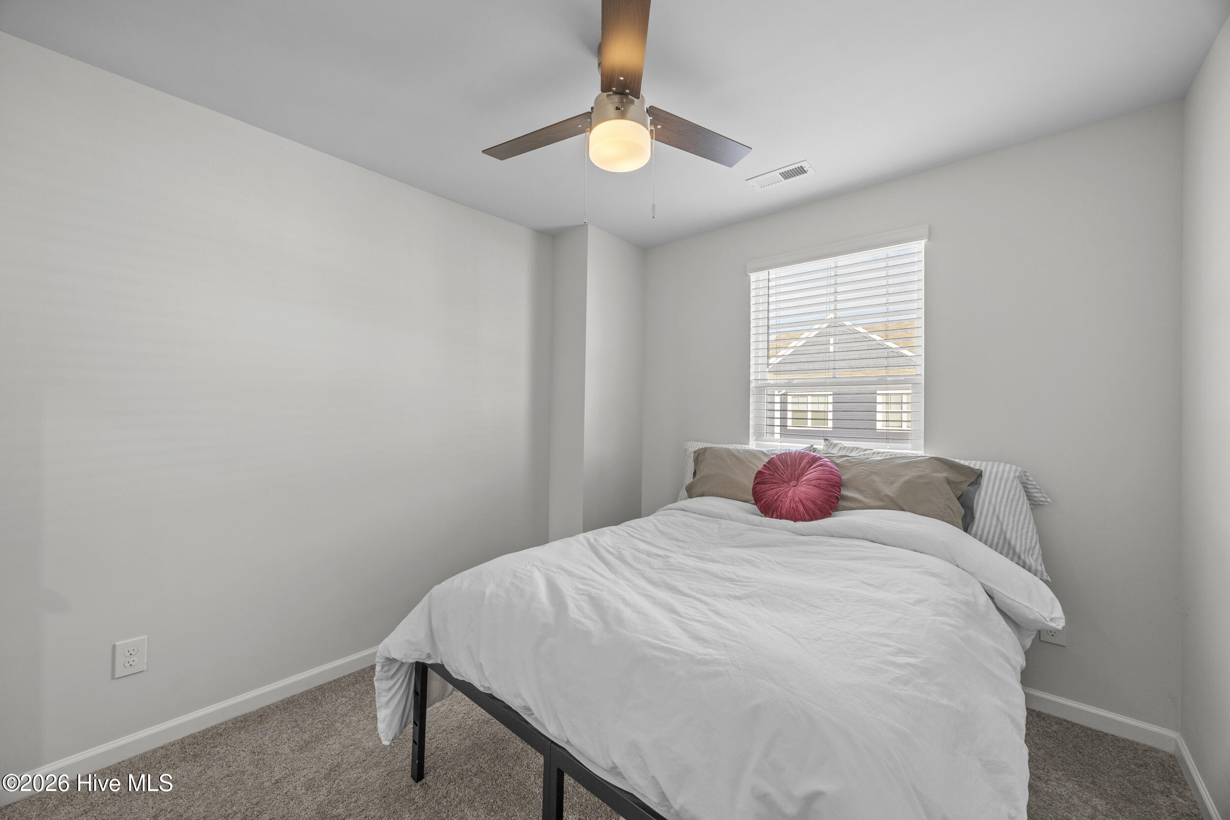 100554474 | Photo 25