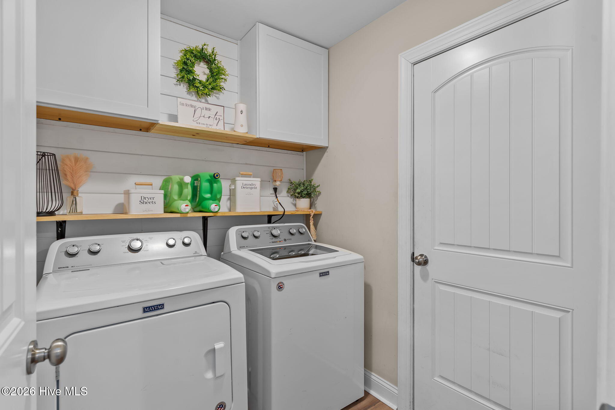 100550911 | Photo 33