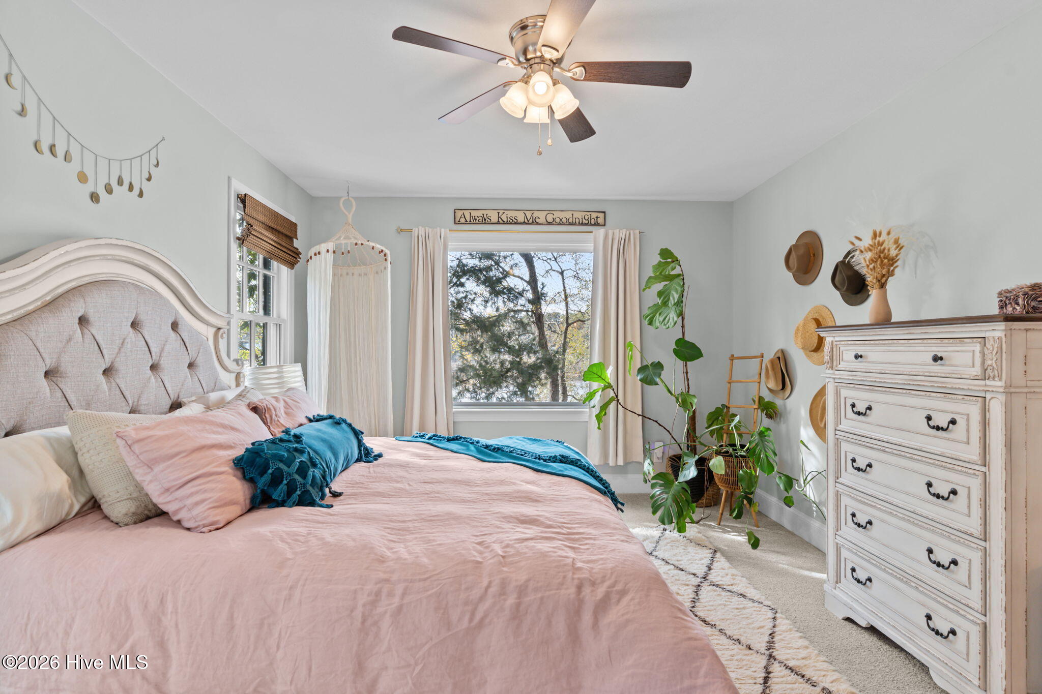 100556874 | Photo 34