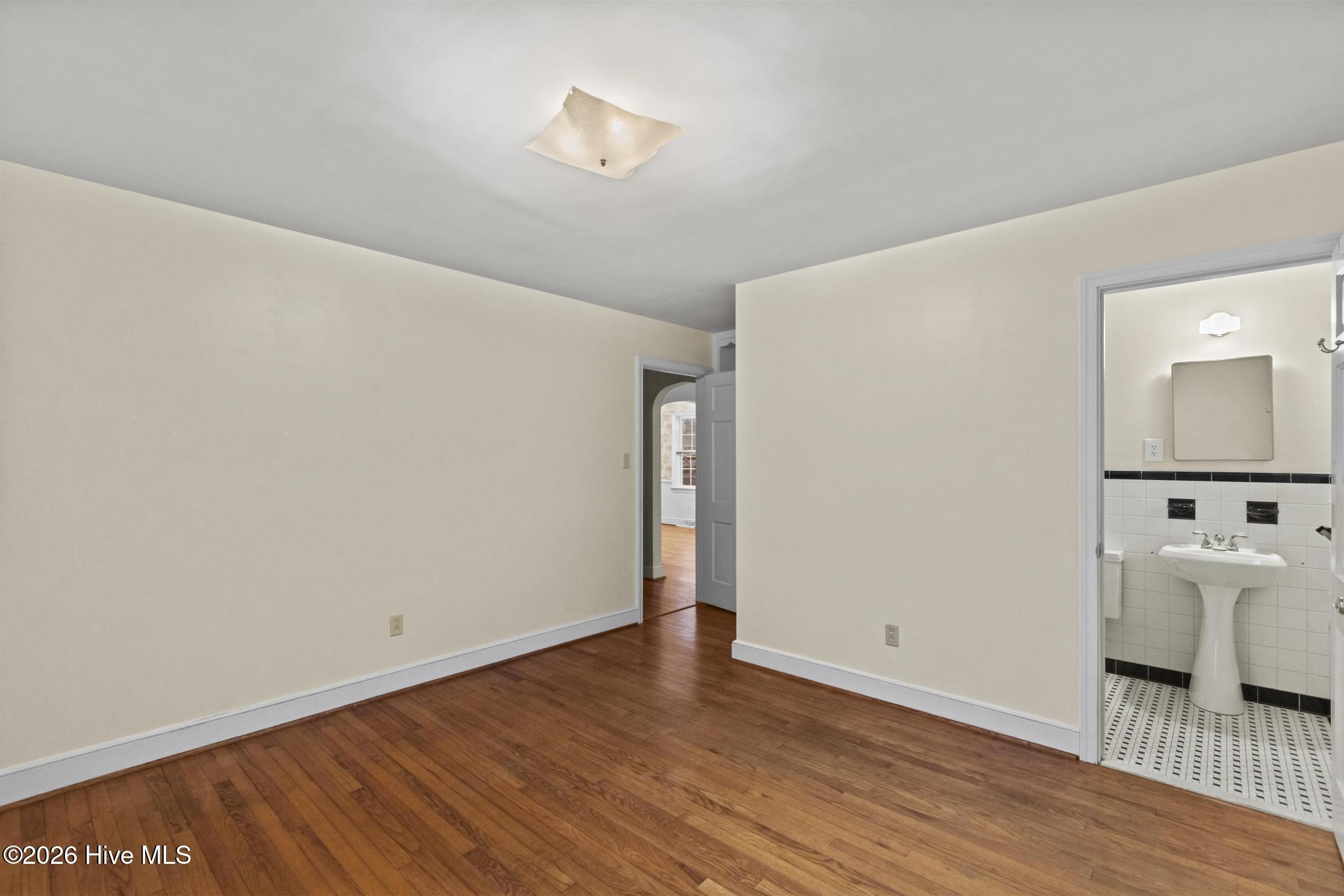 100551088 | Photo 21