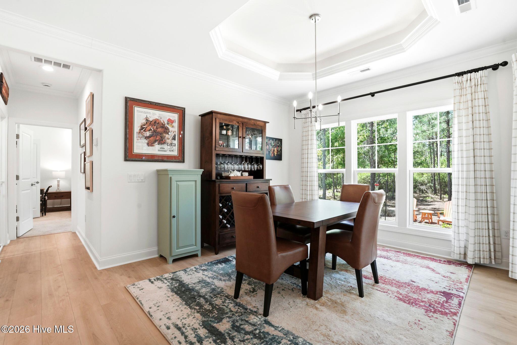 100569004 | Photo 30