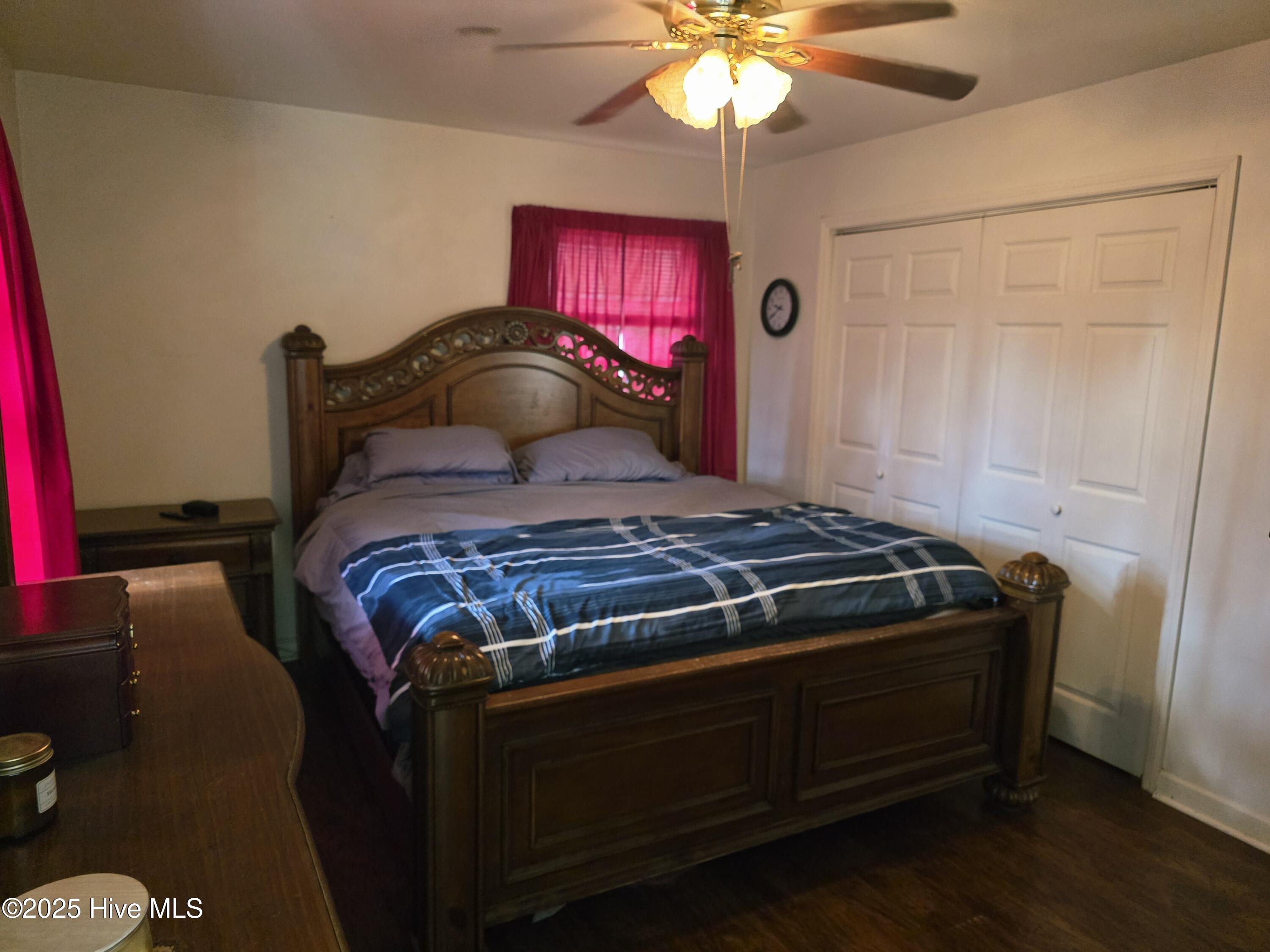 100542999 | Photo 19