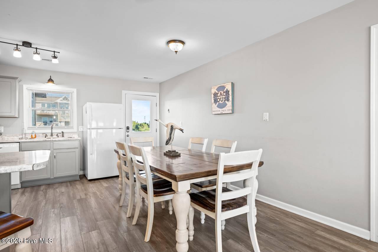 100555607 | Photo 22