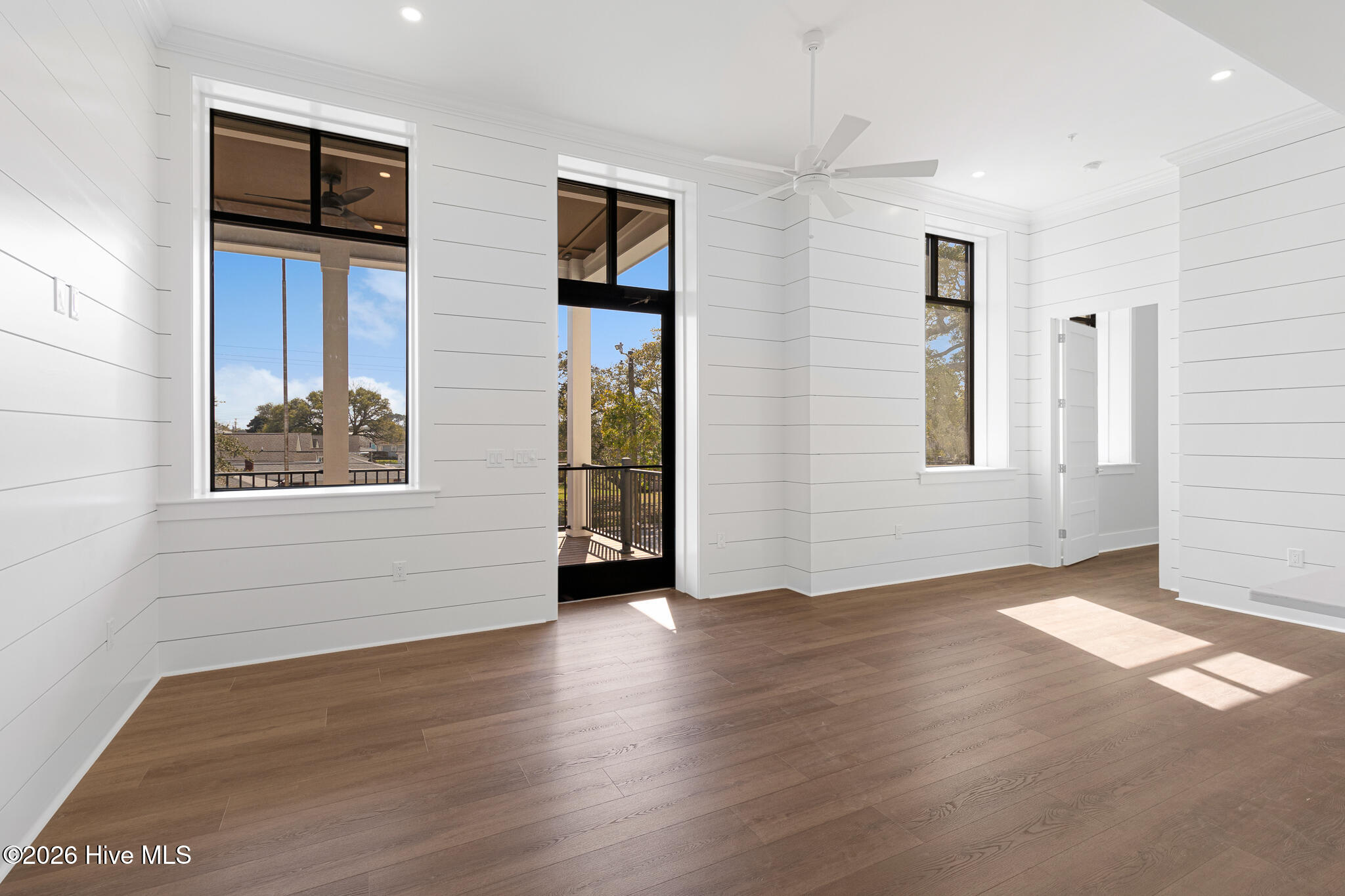 805 Mulberry 