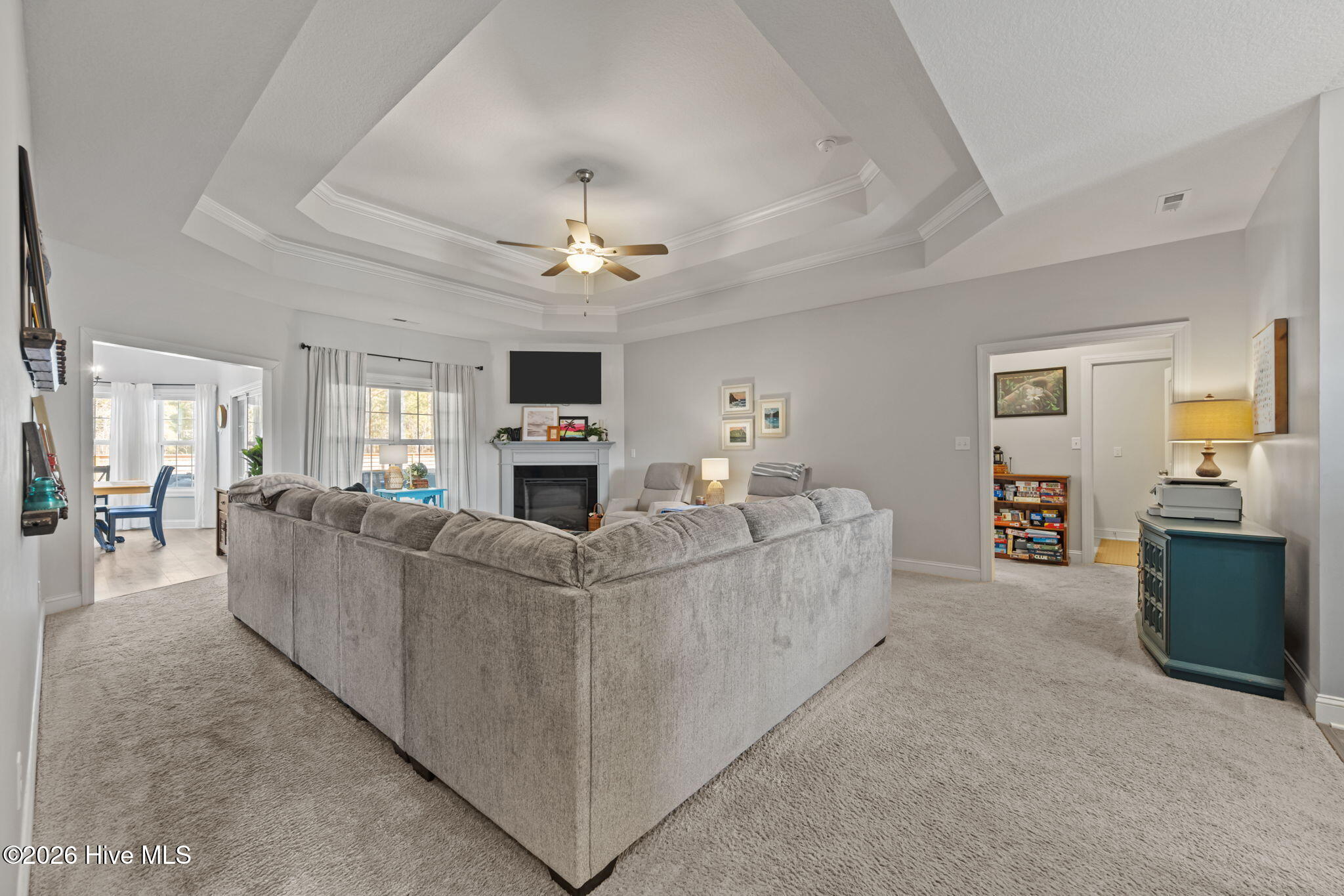 100553324 | Photo 11