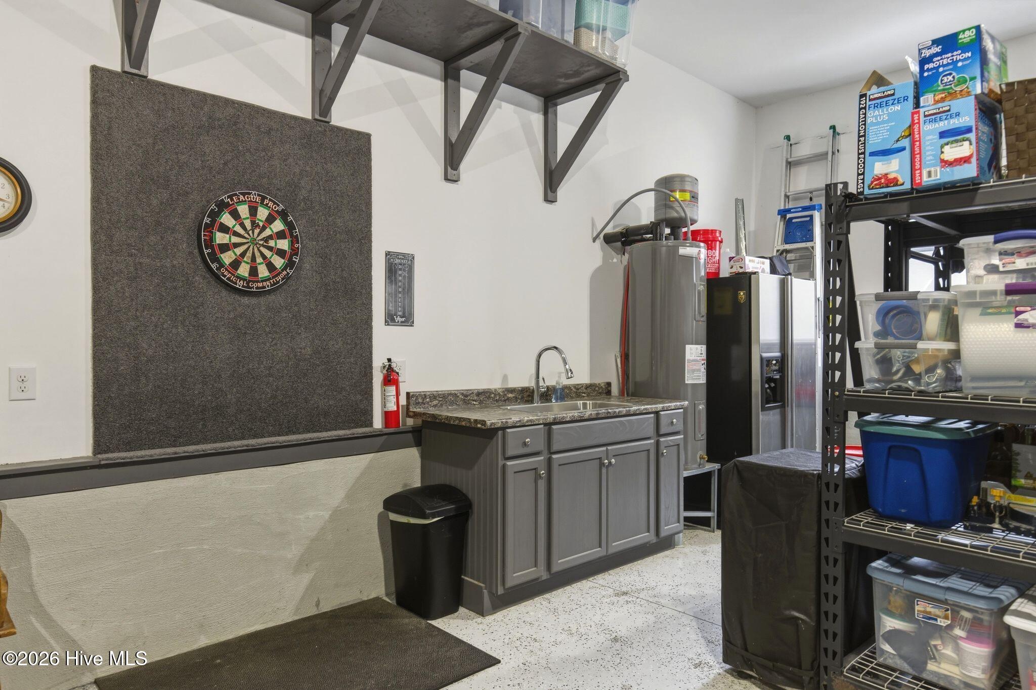 100560702 | Photo 66