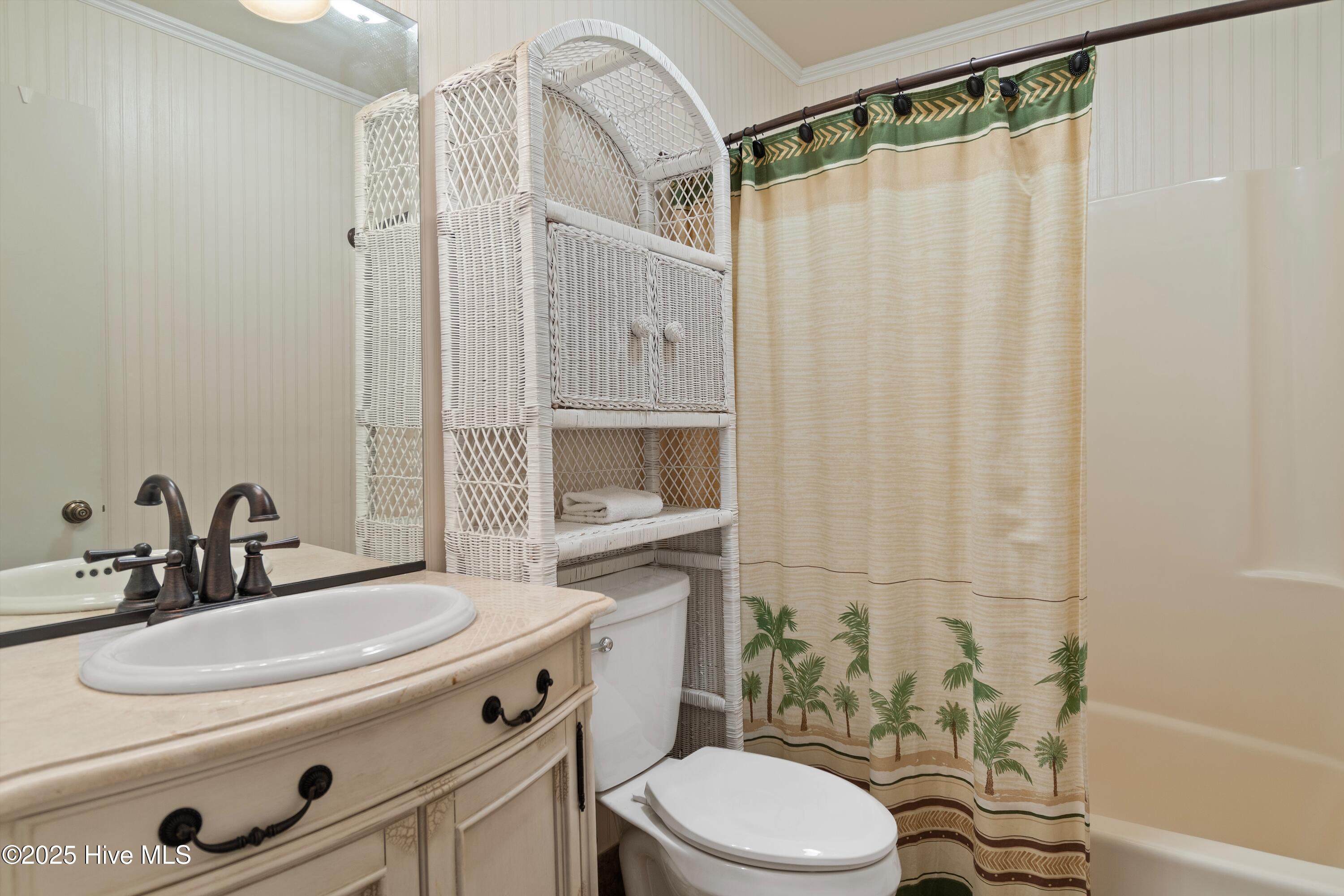 100493972 | Photo 23